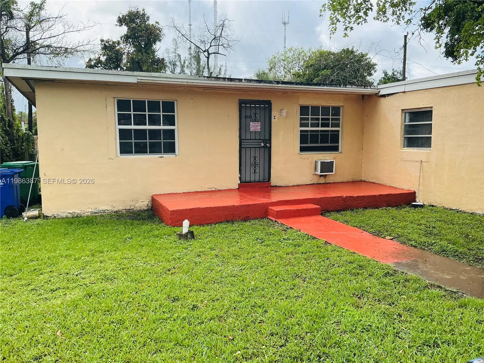 Miramar, Florida 33023, 2 Bedrooms Bedrooms, ,1 BathroomBathrooms,Residential Lease,For Rent,A11986387