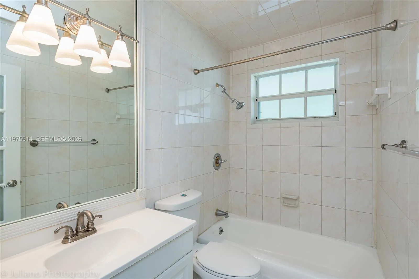 8871 Nw 15th St, Pembroke Pines, Florida 33024, Pembroke Pines, Florida 33024, 2 Bedrooms Bedrooms, ,1 BathroomBathrooms,Residential Lease,For Rent,8871 Nw 15th St, Pembroke Pines, Florida 33024,A11975914