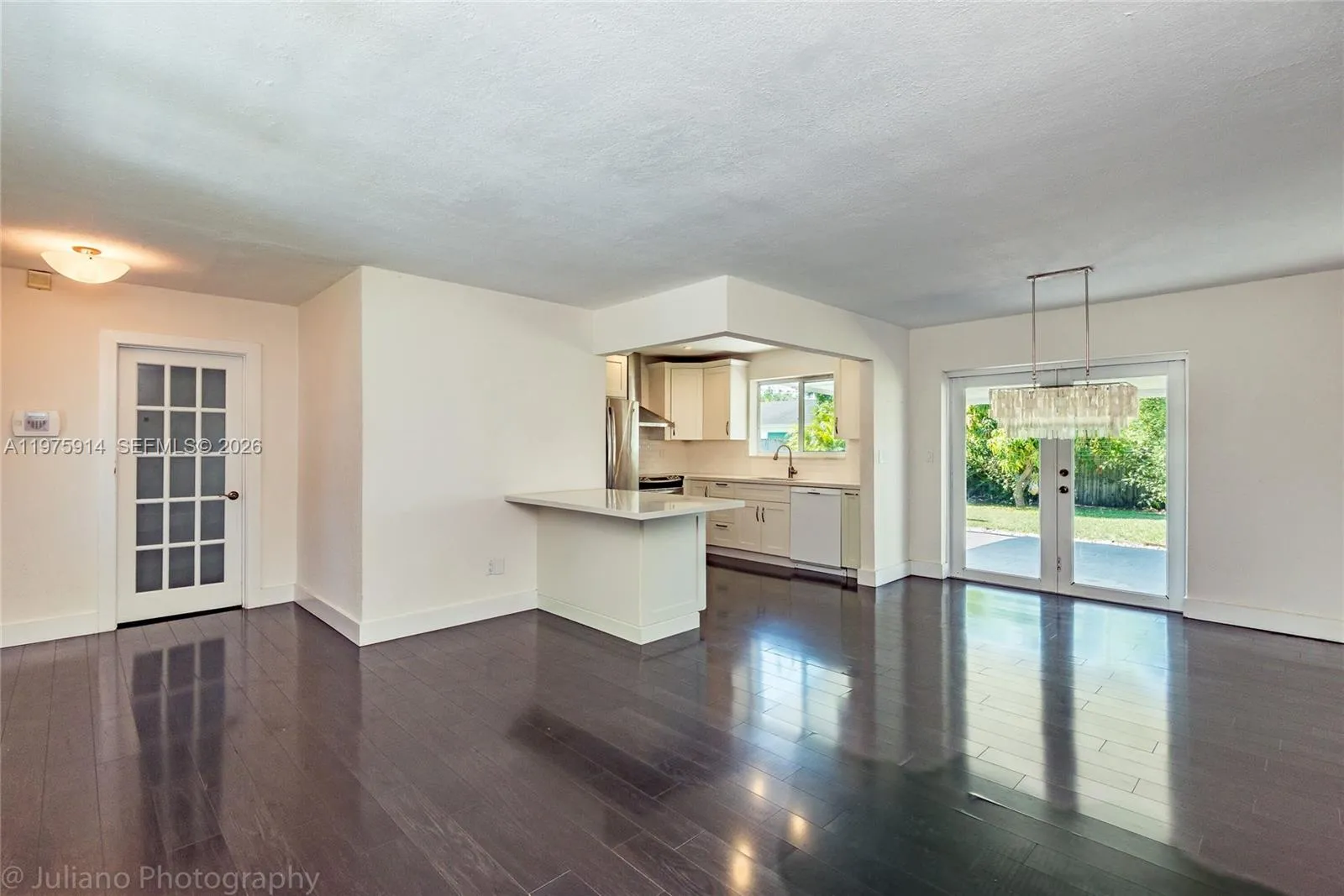 8871 Nw 15th St, Pembroke Pines, Florida 33024, Pembroke Pines, Florida 33024, 2 Bedrooms Bedrooms, ,1 BathroomBathrooms,Residential Lease,For Rent,8871 Nw 15th St, Pembroke Pines, Florida 33024,A11975914