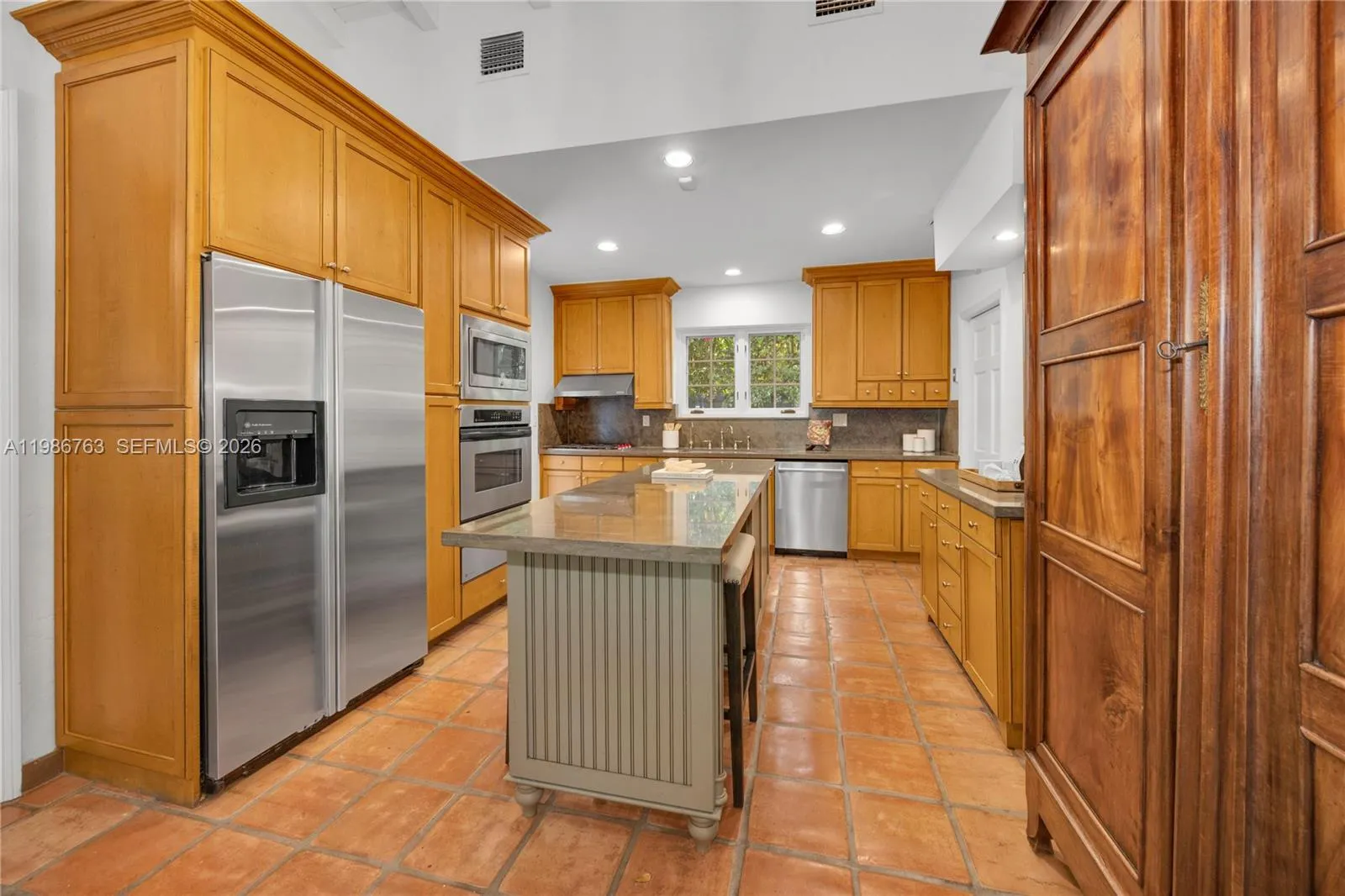 3820 Braganza Ave, Miami, Florida 33133, Miami, Florida 33133, 4 Bedrooms Bedrooms, ,3 BathroomsBathrooms,Residential,For Sale,3820 Braganza Ave, Miami, Florida 33133,A11986763