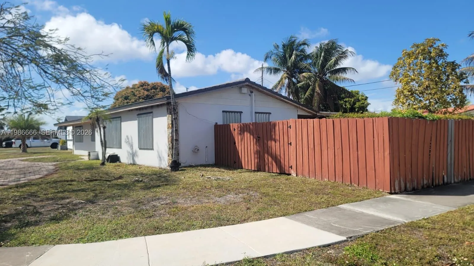 9961 Sw 13th Ter, Miami, Florida 33174, Miami, Florida 33174, 3 Bedrooms Bedrooms, ,2 BathroomsBathrooms,Residential,For Sale,9961 Sw 13th Ter, Miami, Florida 33174,A11986666