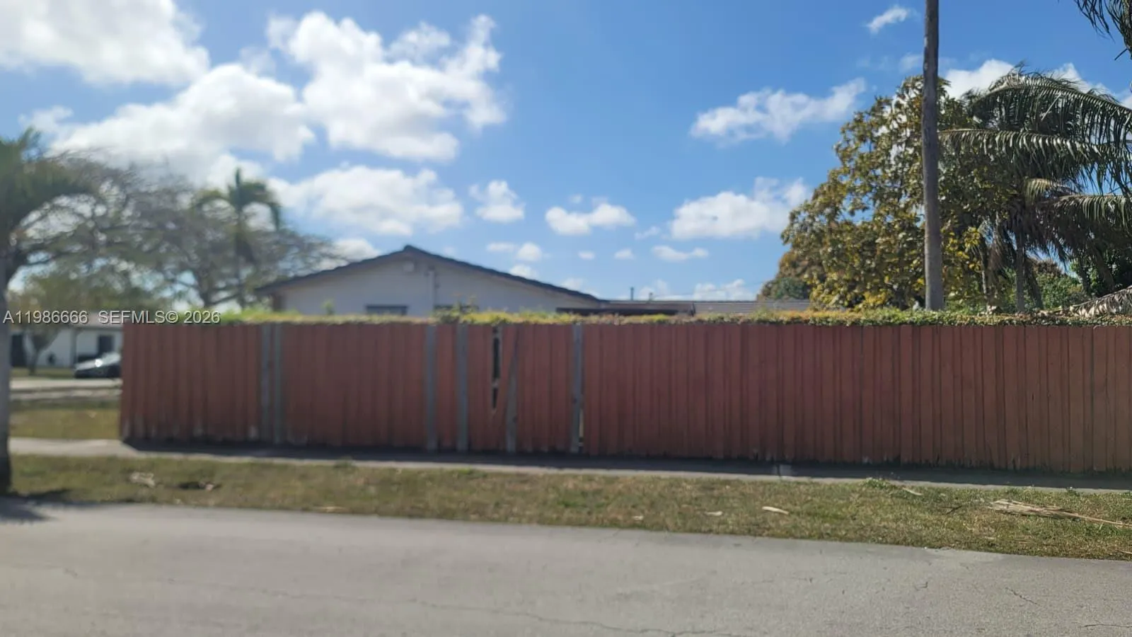 9961 Sw 13th Ter, Miami, Florida 33174, Miami, Florida 33174, 3 Bedrooms Bedrooms, ,2 BathroomsBathrooms,Residential,For Sale,9961 Sw 13th Ter, Miami, Florida 33174,A11986666