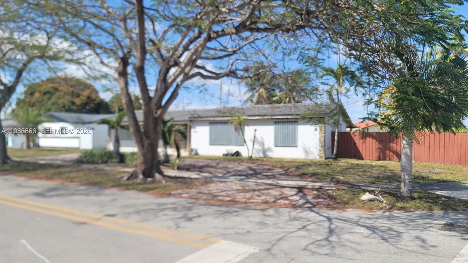 9961 Sw 13th Ter, Miami, Florida 33174, Miami, Florida 33174, 3 Bedrooms Bedrooms, ,2 BathroomsBathrooms,Residential,For Sale,9961 Sw 13th Ter, Miami, Florida 33174,A11986666