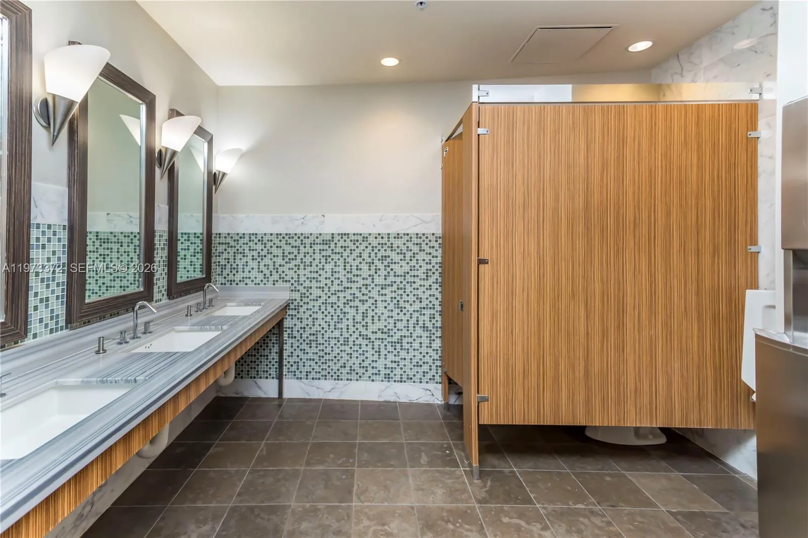 253 Ne 2nd St 3108, Miami, Florida 33132, Miami, Florida 33132, 2 Bedrooms Bedrooms, ,2 BathroomsBathrooms,Residential,For Sale,253 Ne 2nd St 3108, Miami, Florida 33132,A11973372