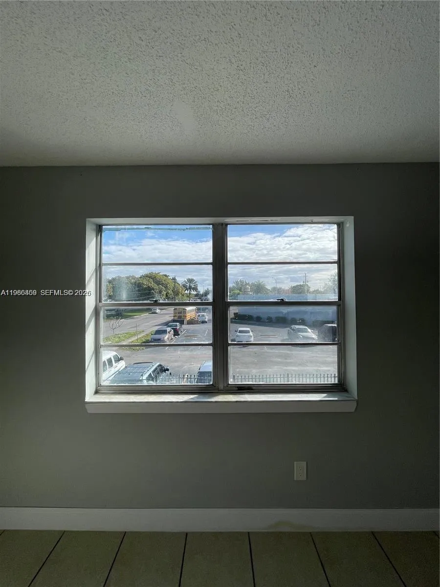 13685 Ne 10th Ave 210, North Miami, Florida 33161, North Miami, Florida 33161, 2 Bedrooms Bedrooms, ,1 BathroomBathrooms,Residential Lease,For Rent,13685 Ne 10th Ave 210, North Miami, Florida 33161,A11986459