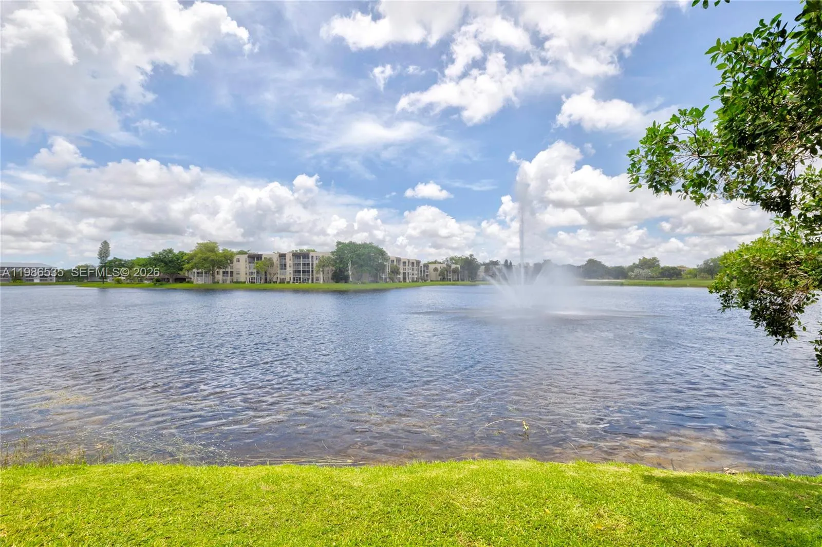1831 Sabal Palm Dr 306, Davie, Florida 33324, Davie, Florida 33324, 3 Bedrooms Bedrooms, ,2 BathroomsBathrooms,Residential,For Sale,1831 Sabal Palm Dr 306, Davie, Florida 33324,A11986535