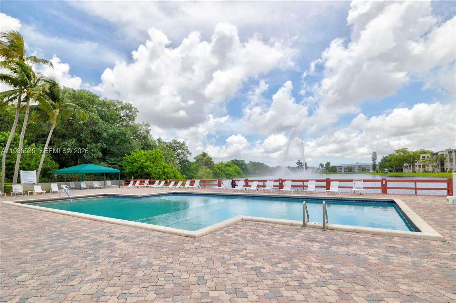 1831 Sabal Palm Dr 306, Davie, Florida 33324, Davie, Florida 33324, 3 Bedrooms Bedrooms, ,2 BathroomsBathrooms,Residential,For Sale,1831 Sabal Palm Dr 306, Davie, Florida 33324,A11986535