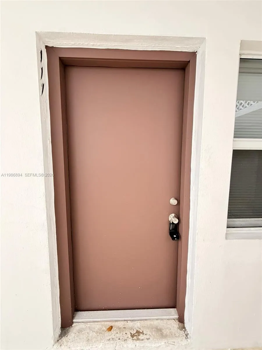 6503 Winfield Blvd 111-d, Margate, Florida 33063, Margate, Florida 33063, 2 Bedrooms Bedrooms, ,2 BathroomsBathrooms,Residential Lease,For Rent,6503 Winfield Blvd 111-d, Margate, Florida 33063,A11986894