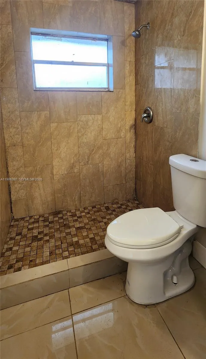 1818 Sw 22nd St 2, Fort Lauderdale, Florida 33315, Fort Lauderdale, Florida 33315, 1 Bedroom Bedrooms, ,1 BathroomBathrooms,Residential Lease,For Rent,1818 Sw 22nd St 2, Fort Lauderdale, Florida 33315,A11986392