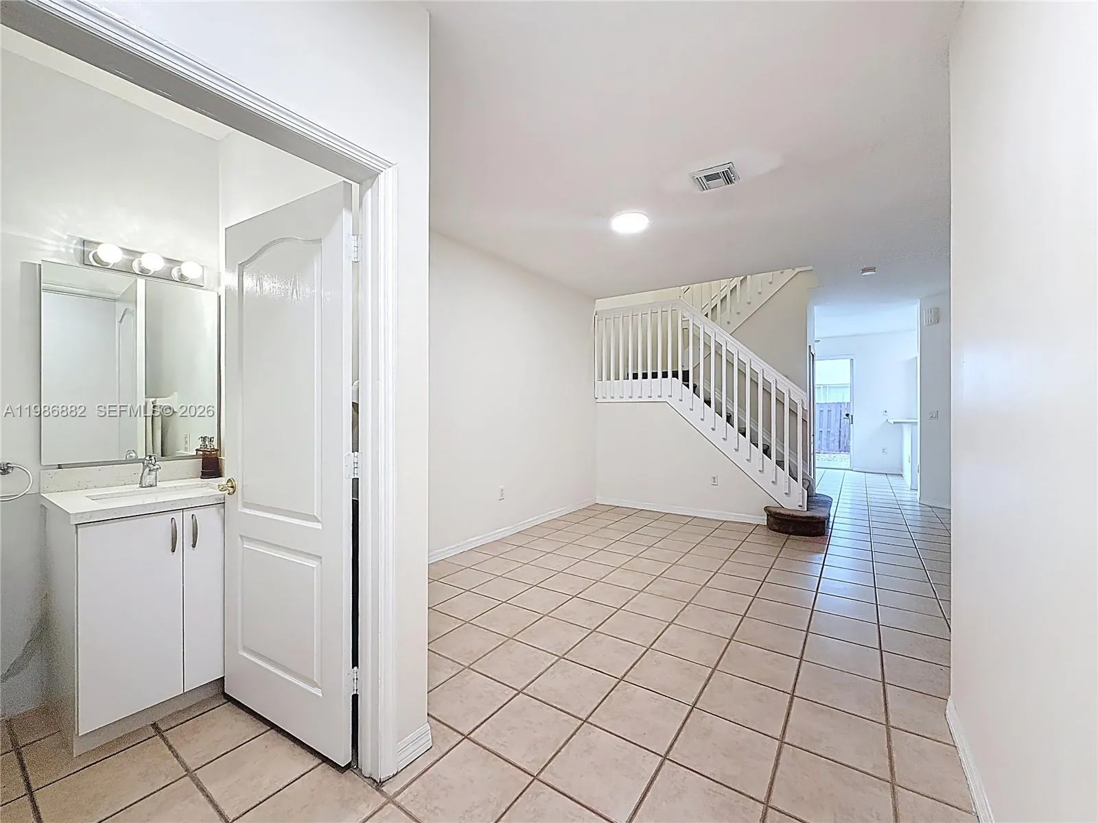 4330 Nw 114th Pl, Doral, Florida 33178, Doral, Florida 33178, 3 Bedrooms Bedrooms, ,2 BathroomsBathrooms,Residential Lease,For Rent,4330 Nw 114th Pl, Doral, Florida 33178,A11986882