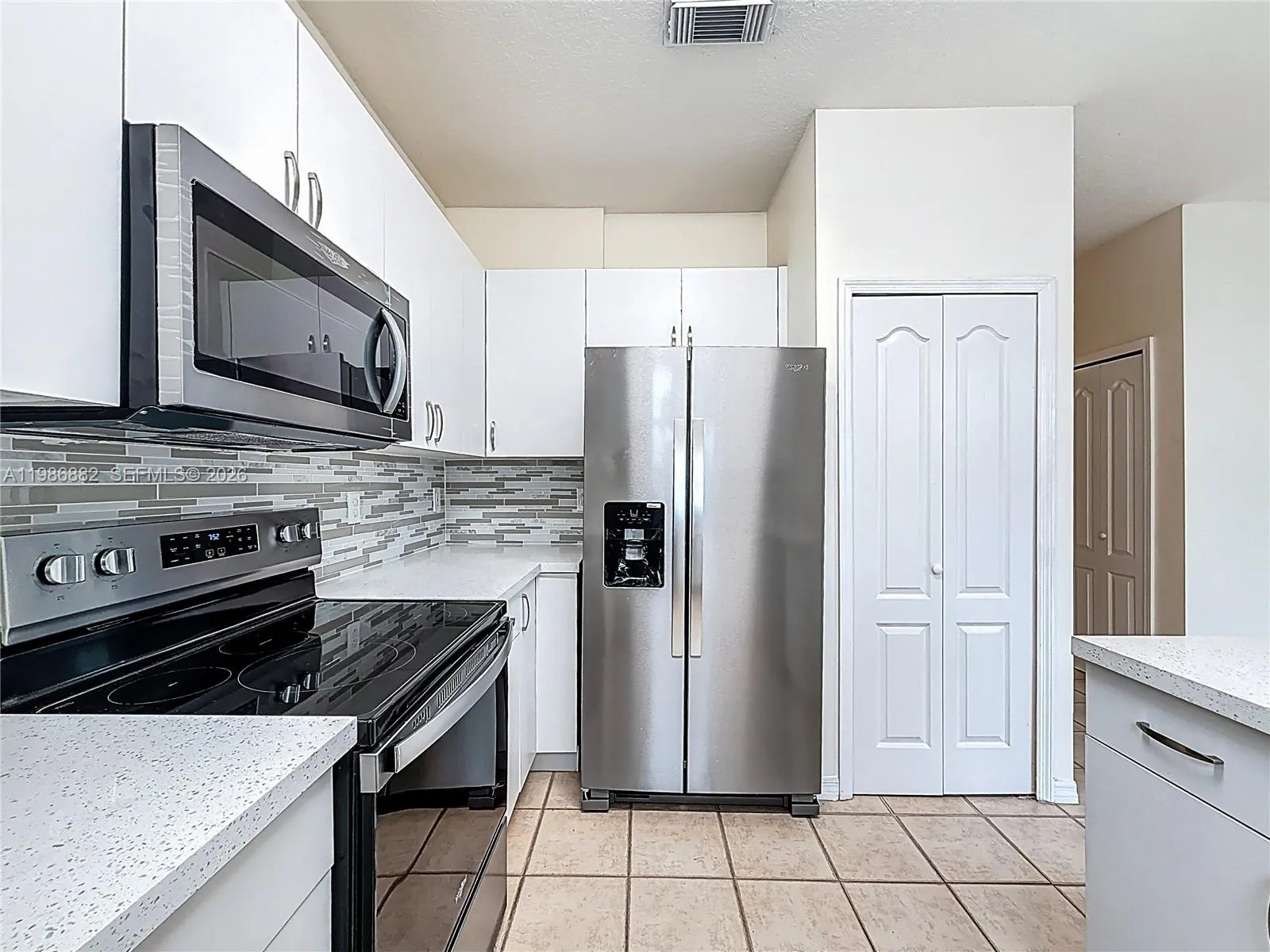 4330 Nw 114th Pl, Doral, Florida 33178, Doral, Florida 33178, 3 Bedrooms Bedrooms, ,2 BathroomsBathrooms,Residential Lease,For Rent,4330 Nw 114th Pl, Doral, Florida 33178,A11986882