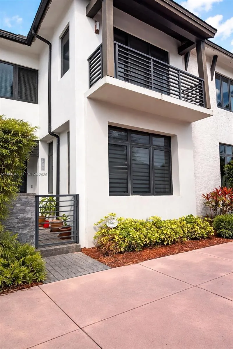 4768 Nw 84th Ave, Doral, Florida 33166, Doral, Florida 33166, 3 Bedrooms Bedrooms, ,2 BathroomsBathrooms,Residential Lease,For Rent,4768 Nw 84th Ave, Doral, Florida 33166,A11986362 4768 Nw 84th Ave, Doral, Florida 33166, Doral, Florida 33166, 3 Bedrooms Bedrooms, ,2 BathroomsBathrooms,Residential Lease,For Rent,4768 Nw 84th Ave, Doral, Florida 33166,A11986362