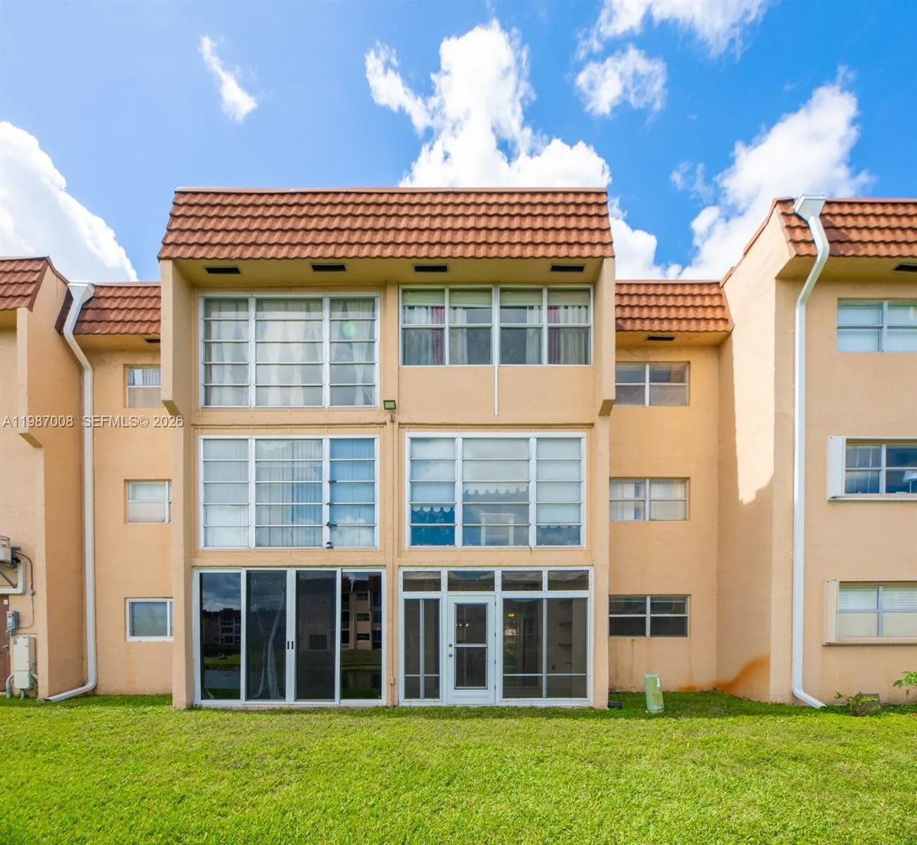 8951 Sunrise Lakes Blvd 105, Sunrise, Florida 3332, Sunrise, Florida 33322, 1 Bedroom Bedrooms, ,1 BathroomBathrooms,Residential,For Sale,8951 Sunrise Lakes Blvd 105, Sunrise, Florida 3332,A11987008