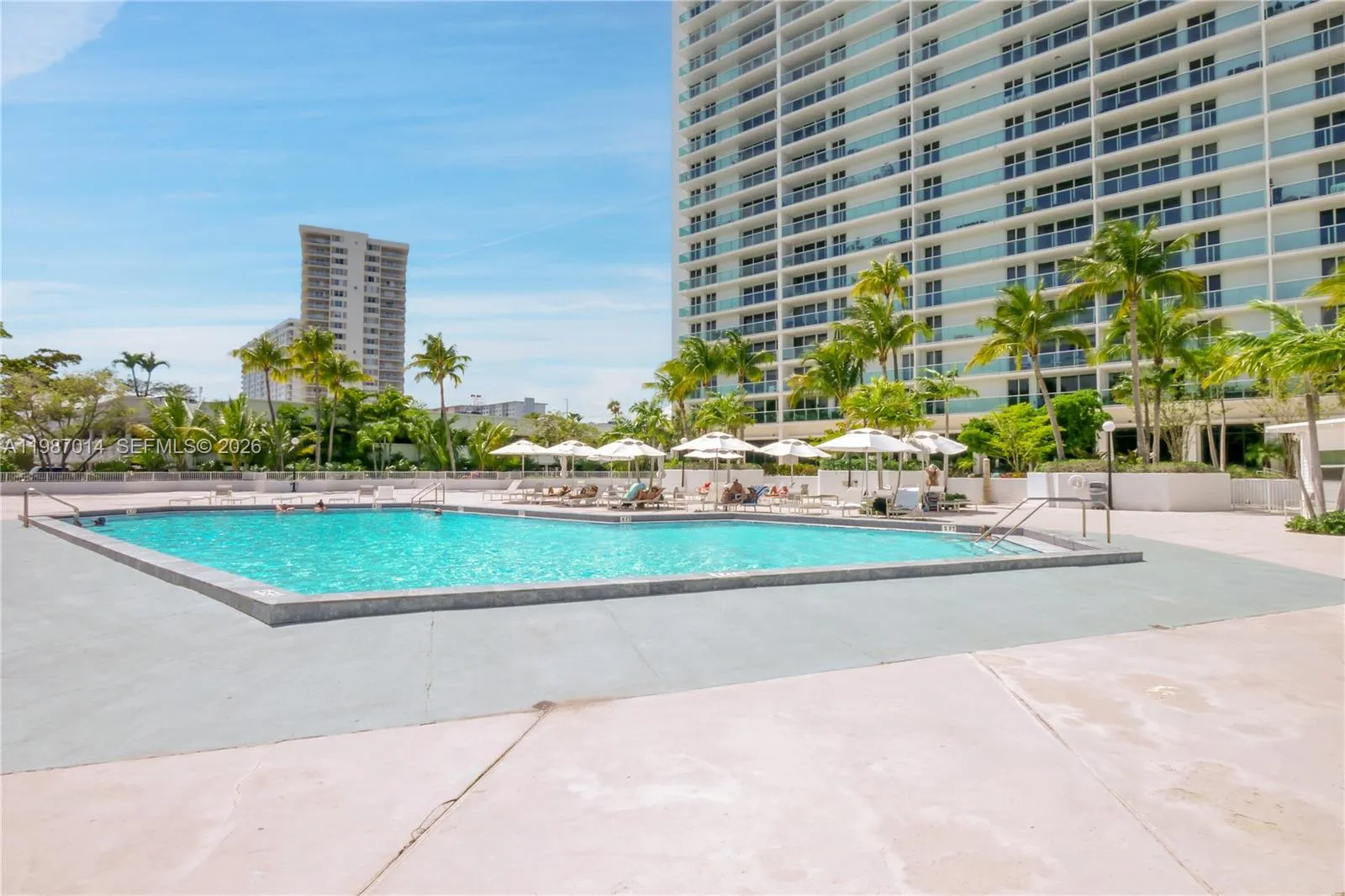 100 Bayview Dr 617, Sunny Isles Beach, Florida 331, Sunny Isles Beach, Florida 33160, 2 Bedrooms Bedrooms, ,2 BathroomsBathrooms,Residential,For Sale,100 Bayview Dr 617, Sunny Isles Beach, Florida 331,A11987014