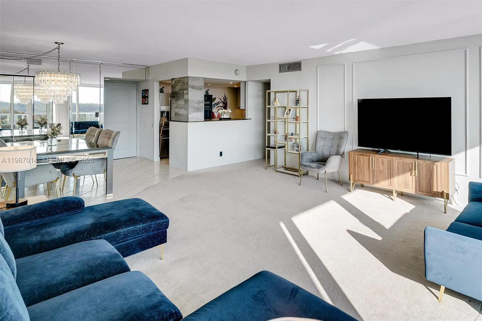 100 Bayview Dr 617, Sunny Isles Beach, Florida 331, Sunny Isles Beach, Florida 33160, 2 Bedrooms Bedrooms, ,2 BathroomsBathrooms,Residential,For Sale,100 Bayview Dr 617, Sunny Isles Beach, Florida 331,A11987014