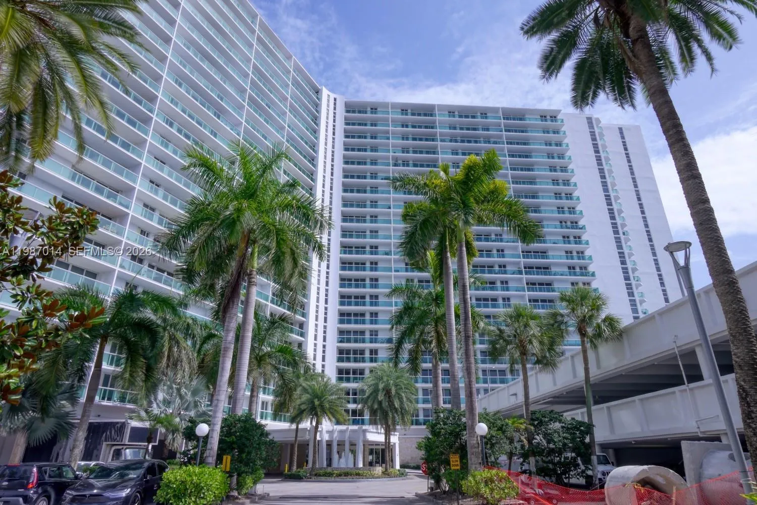 100 Bayview Dr 617, Sunny Isles Beach, Florida 331, Sunny Isles Beach, Florida 33160, 2 Bedrooms Bedrooms, ,2 BathroomsBathrooms,Residential,For Sale,100 Bayview Dr 617, Sunny Isles Beach, Florida 331,A11987014