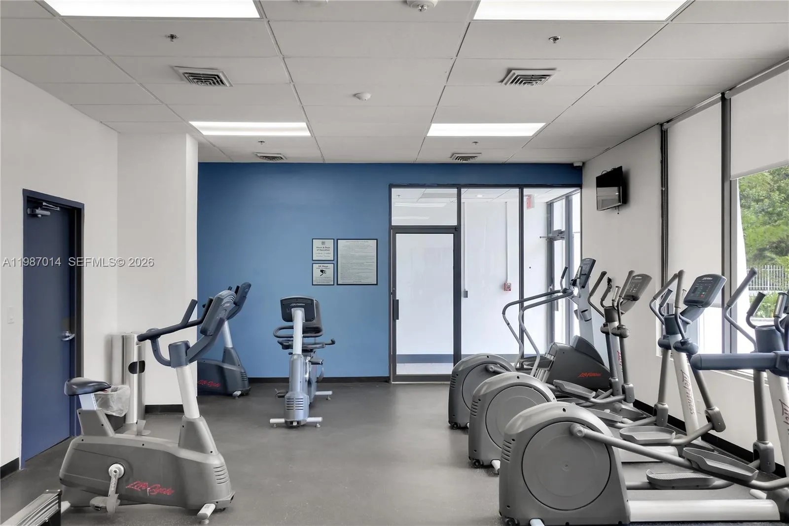 100 Bayview Dr 617, Sunny Isles Beach, Florida 331, Sunny Isles Beach, Florida 33160, 2 Bedrooms Bedrooms, ,2 BathroomsBathrooms,Residential,For Sale,100 Bayview Dr 617, Sunny Isles Beach, Florida 331,A11987014