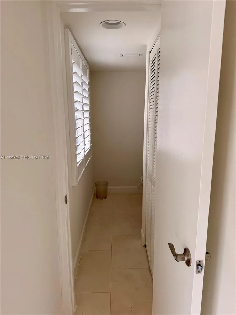 5570 Sw 70th Pl S 5570, Miami, Florida 33155, Miami, Florida 33155, 2 Bedrooms Bedrooms, ,2 BathroomsBathrooms,Residential Lease,For Rent,5570 Sw 70th Pl S 5570, Miami, Florida 33155,A11986953
