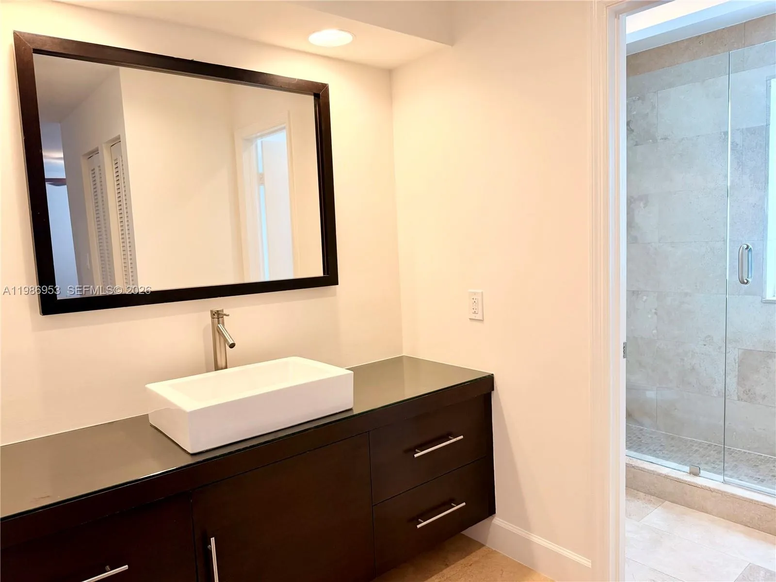 5570 Sw 70th Pl S 5570, Miami, Florida 33155, Miami, Florida 33155, 2 Bedrooms Bedrooms, ,2 BathroomsBathrooms,Residential Lease,For Rent,5570 Sw 70th Pl S 5570, Miami, Florida 33155,A11986953