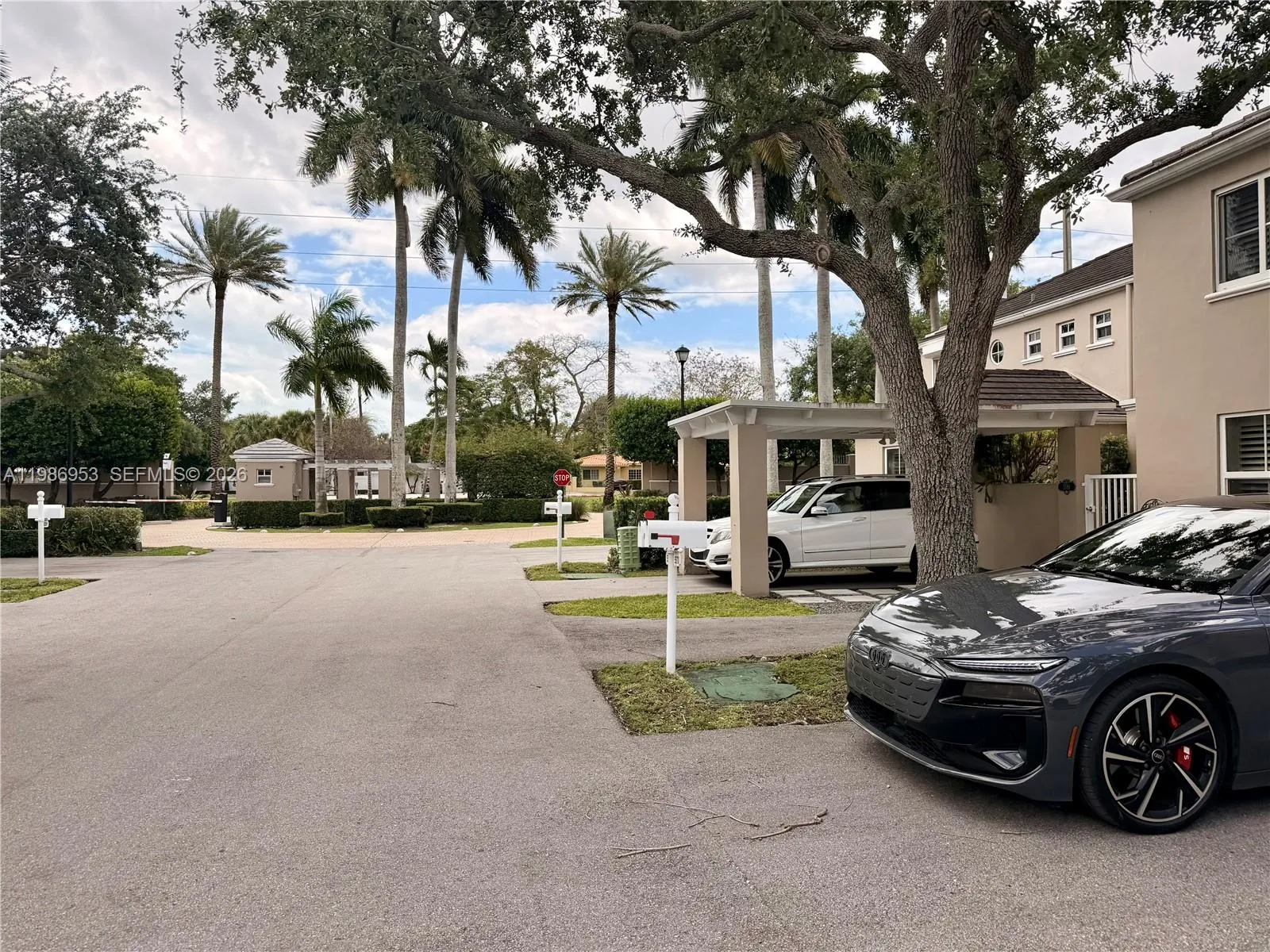 5570 Sw 70th Pl S 5570, Miami, Florida 33155, Miami, Florida 33155, 2 Bedrooms Bedrooms, ,2 BathroomsBathrooms,Residential Lease,For Rent,5570 Sw 70th Pl S 5570, Miami, Florida 33155,A11986953