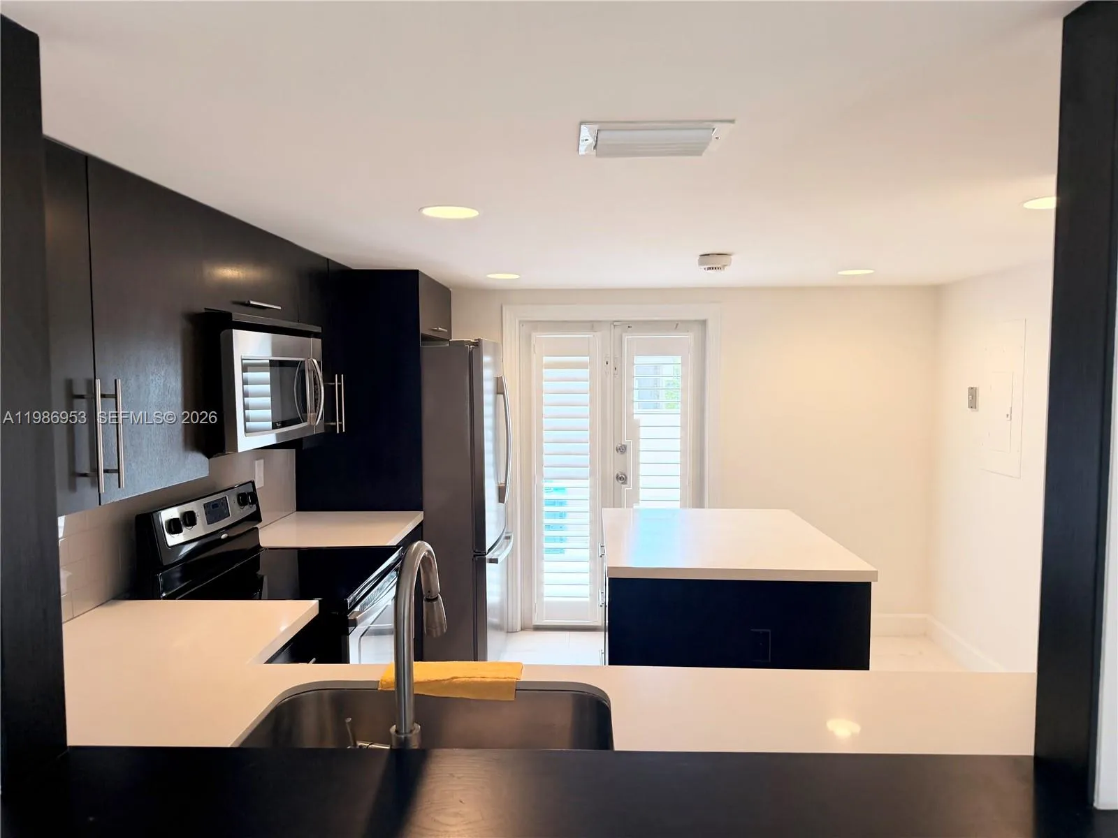 5570 Sw 70th Pl S 5570, Miami, Florida 33155, Miami, Florida 33155, 2 Bedrooms Bedrooms, ,2 BathroomsBathrooms,Residential Lease,For Rent,5570 Sw 70th Pl S 5570, Miami, Florida 33155,A11986953