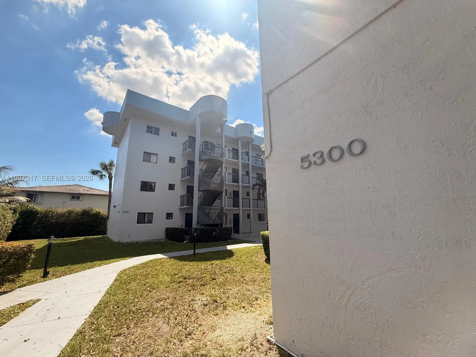 5300 W 21st Ct 413, Hialeah, Florida 33016, Hialeah, Florida 33016, 2 Bedrooms Bedrooms, ,2 BathroomsBathrooms,Residential Lease,For Rent,5300 W 21st Ct 413, Hialeah, Florida 33016,A11987017
