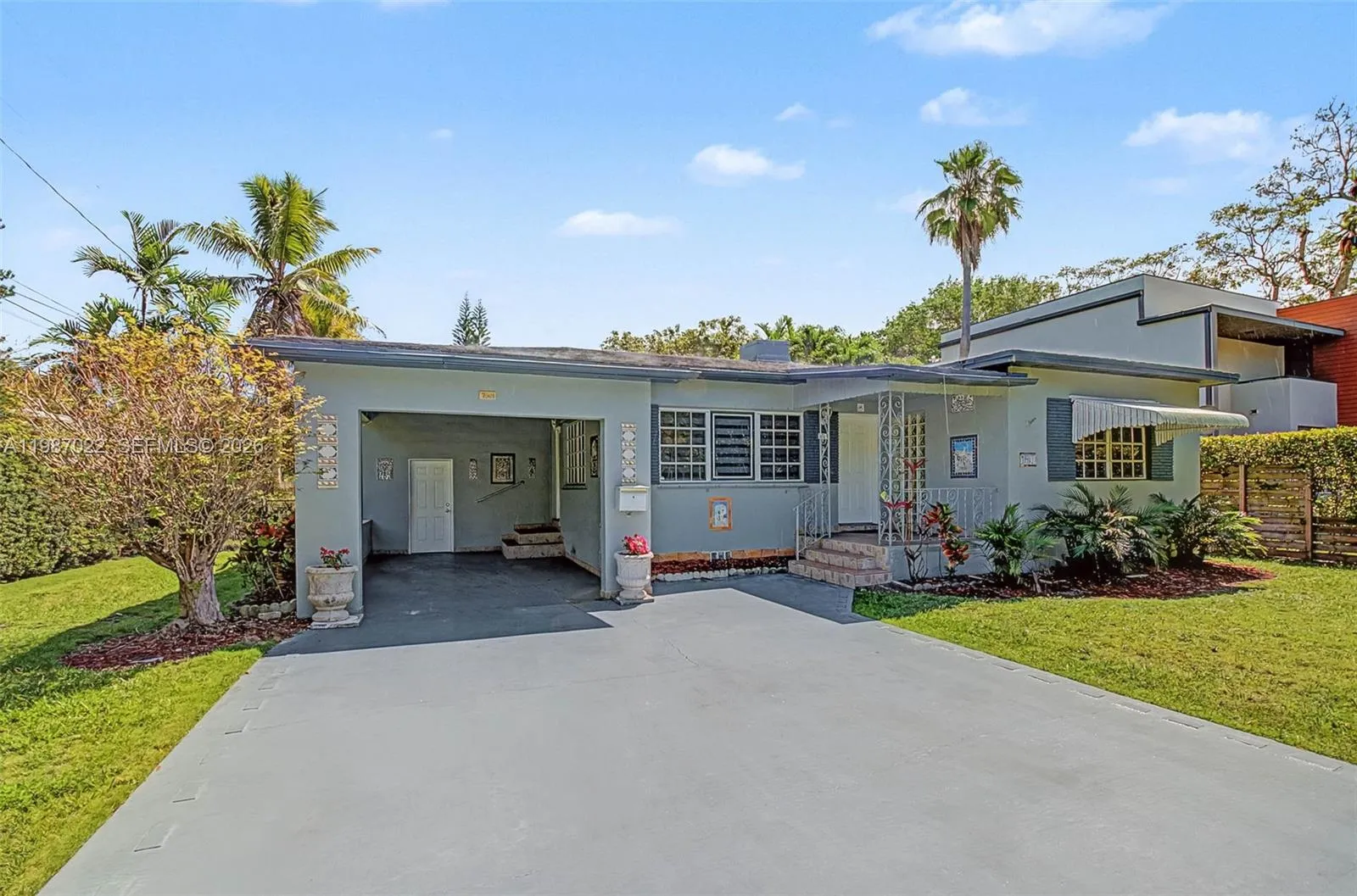 7601 Sw 59th Ct, South Miami, Florida 33143, South Miami, Florida 33143, 3 Bedrooms Bedrooms, ,2 BathroomsBathrooms,Residential Lease,For Rent,7601 Sw 59th Ct, South Miami, Florida 33143,A11987022 7601 Sw 59th Ct, South Miami, Florida 33143, South Miami, Florida 33143, 3 Bedrooms Bedrooms, ,2 BathroomsBathrooms,Residential Lease,For Rent,7601 Sw 59th Ct, South Miami, Florida 33143,A11987022