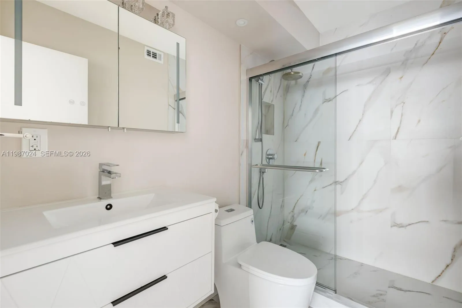 3660 Ne 166th St 104, North Miami Beach, Florida 3, North Miami Beach, Florida 33160, 3 Bedrooms Bedrooms, ,2 BathroomsBathrooms,Residential Lease,For Rent,3660 Ne 166th St 104, North Miami Beach, Florida 3,A11987024