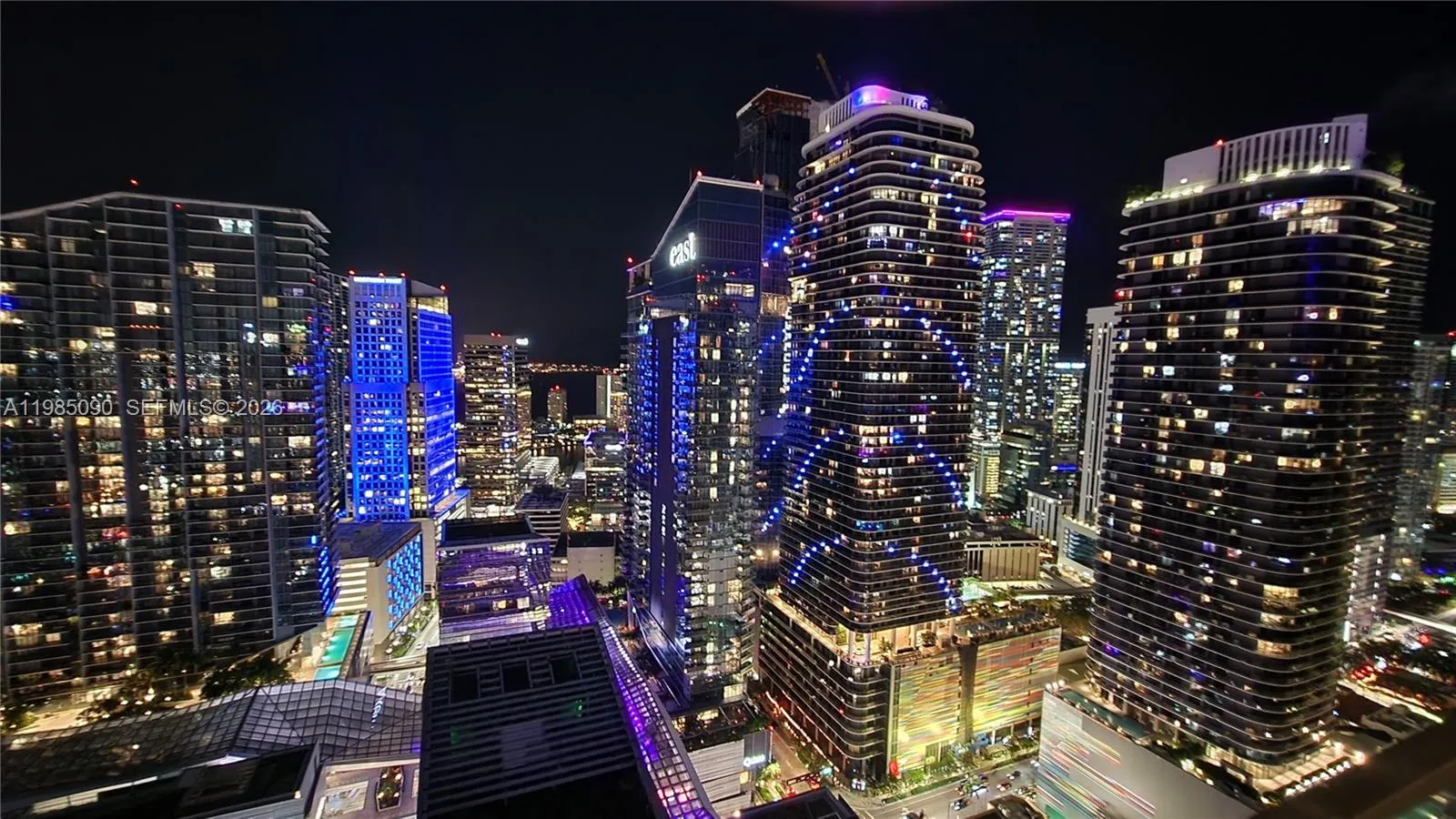 88 Sw 7th St 3511, Miami, Florida 33130, Miami, Florida 33130, 2 Bedrooms Bedrooms, ,2 BathroomsBathrooms,Residential Lease,For Rent,88 Sw 7th St 3511, Miami, Florida 33130,A11985090