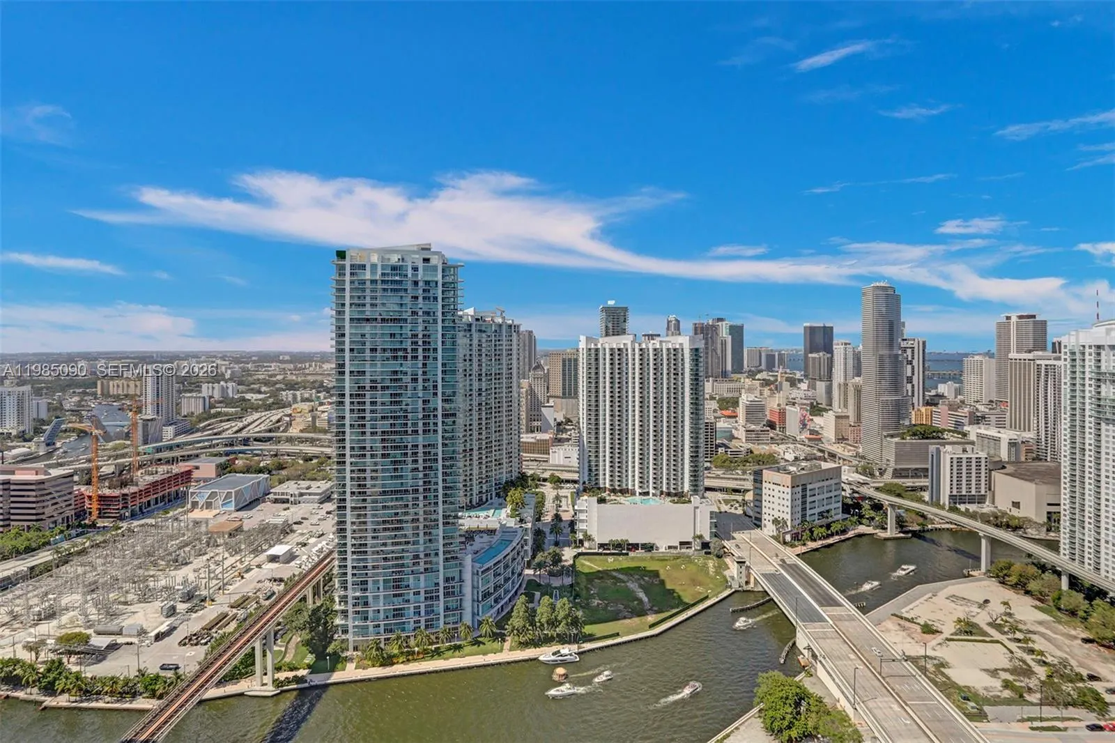 88 Sw 7th St 3511, Miami, Florida 33130, Miami, Florida 33130, 2 Bedrooms Bedrooms, ,2 BathroomsBathrooms,Residential Lease,For Rent,88 Sw 7th St 3511, Miami, Florida 33130,A11985090