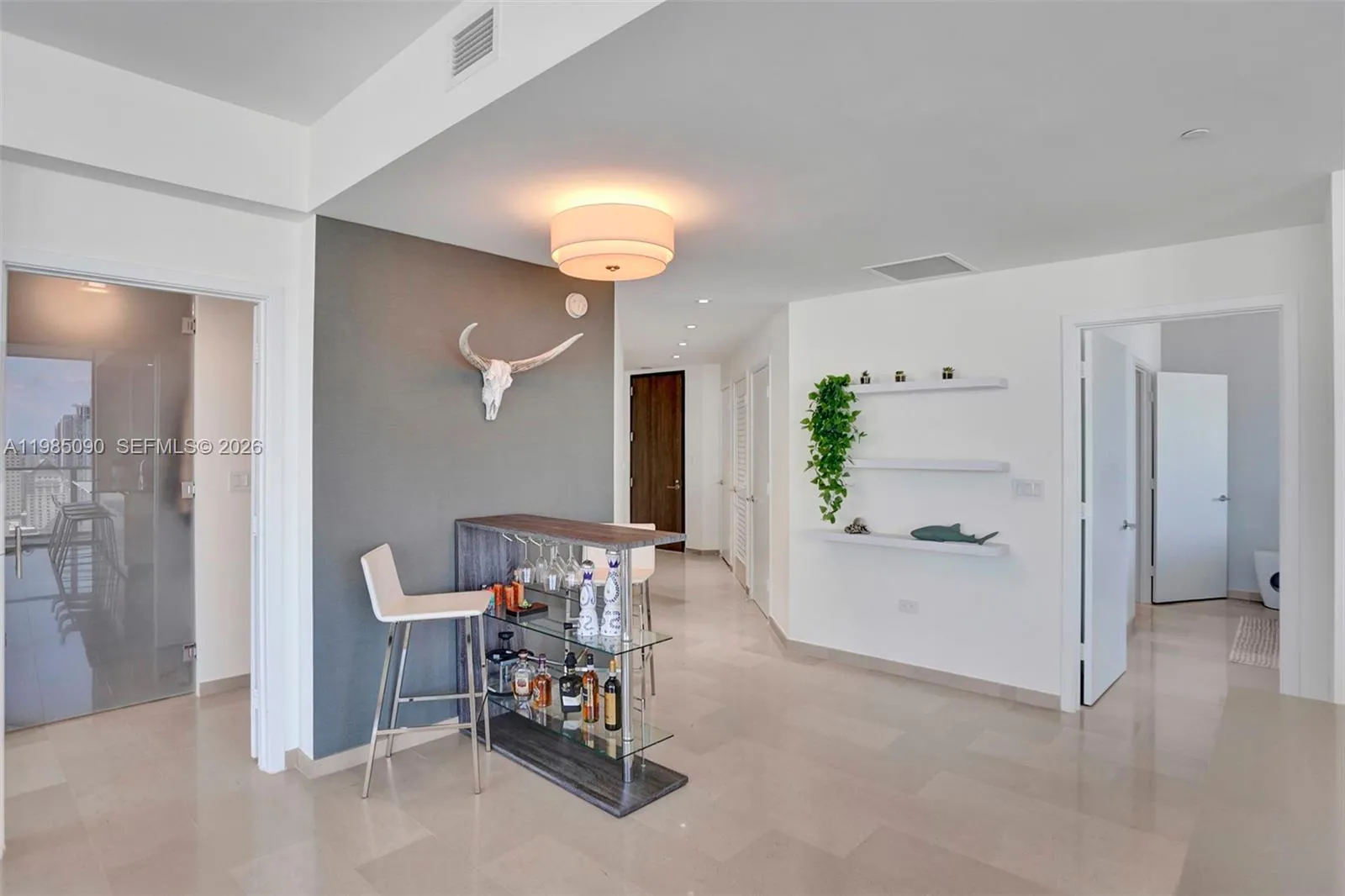 88 Sw 7th St 3511, Miami, Florida 33130, Miami, Florida 33130, 2 Bedrooms Bedrooms, ,2 BathroomsBathrooms,Residential Lease,For Rent,88 Sw 7th St 3511, Miami, Florida 33130,A11985090