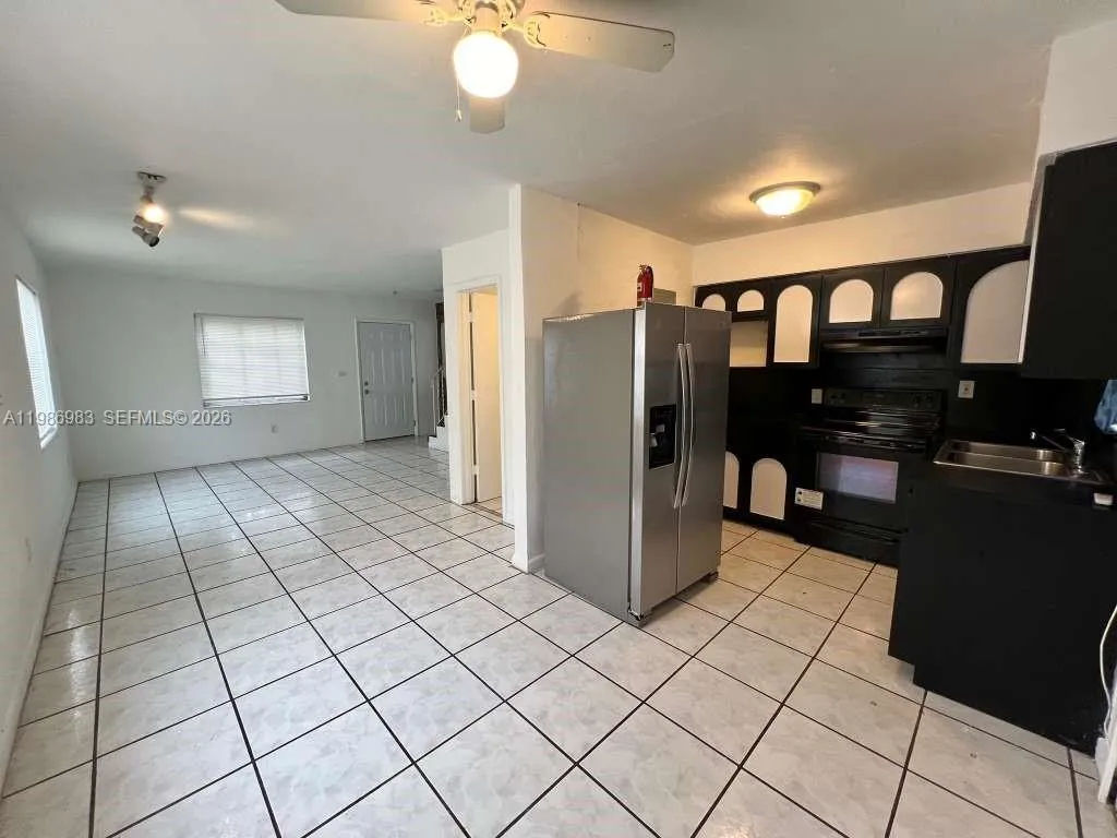 1601 Nw 81st St 1601, Miami, Florida 33147, Miami, Florida 33147, 2 Bedrooms Bedrooms, ,1 BathroomBathrooms,Residential Lease,For Rent,1601 Nw 81st St 1601, Miami, Florida 33147,A11986983