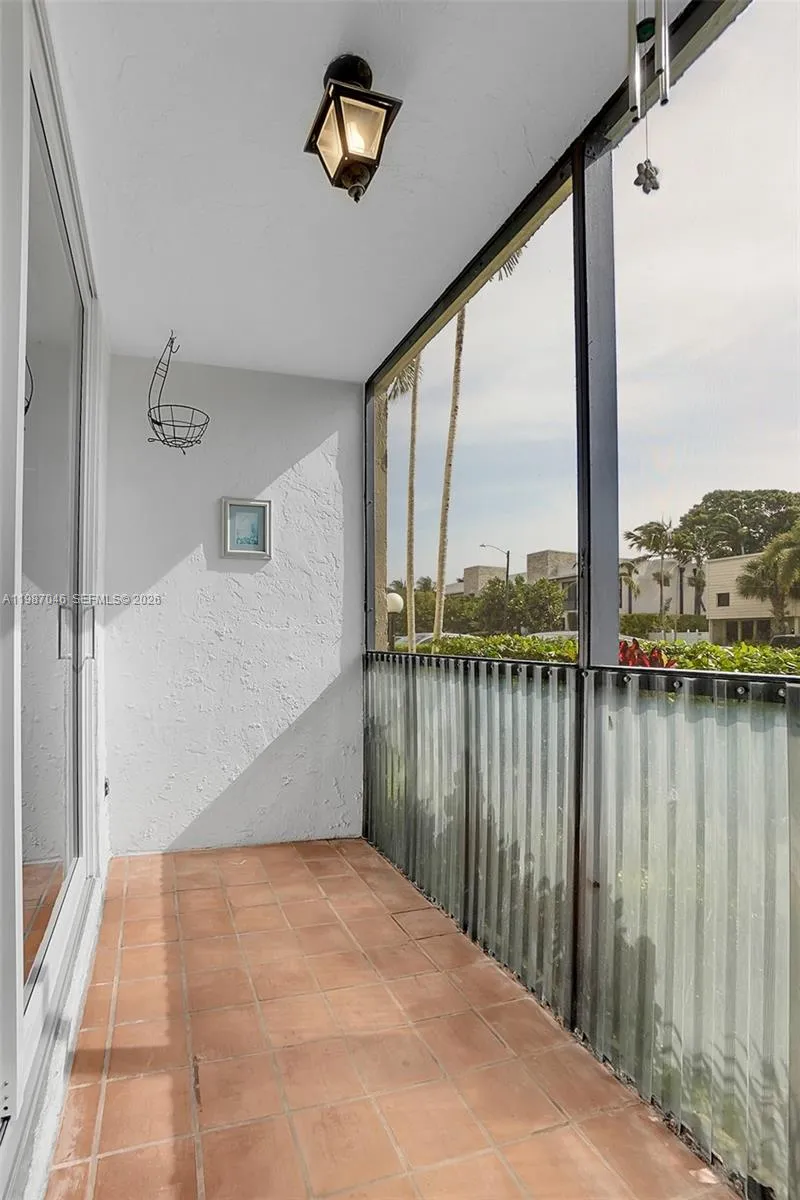 5431 Ne 25th Ave 103b, Fort Lauderdale, Florida 33, Fort Lauderdale, Florida 33308, 2 Bedrooms Bedrooms, ,2 BathroomsBathrooms,Residential Lease,For Rent,5431 Ne 25th Ave 103b, Fort Lauderdale, Florida 33,A11987046