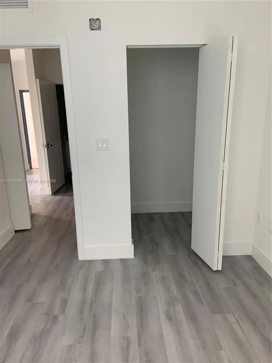 853 E 24th St 304, Hialeah, Florida 33013, Hialeah, Florida 33013, 2 Bedrooms Bedrooms, ,2 BathroomsBathrooms,Residential Lease,For Rent,853 E 24th St 304, Hialeah, Florida 33013,A11987054