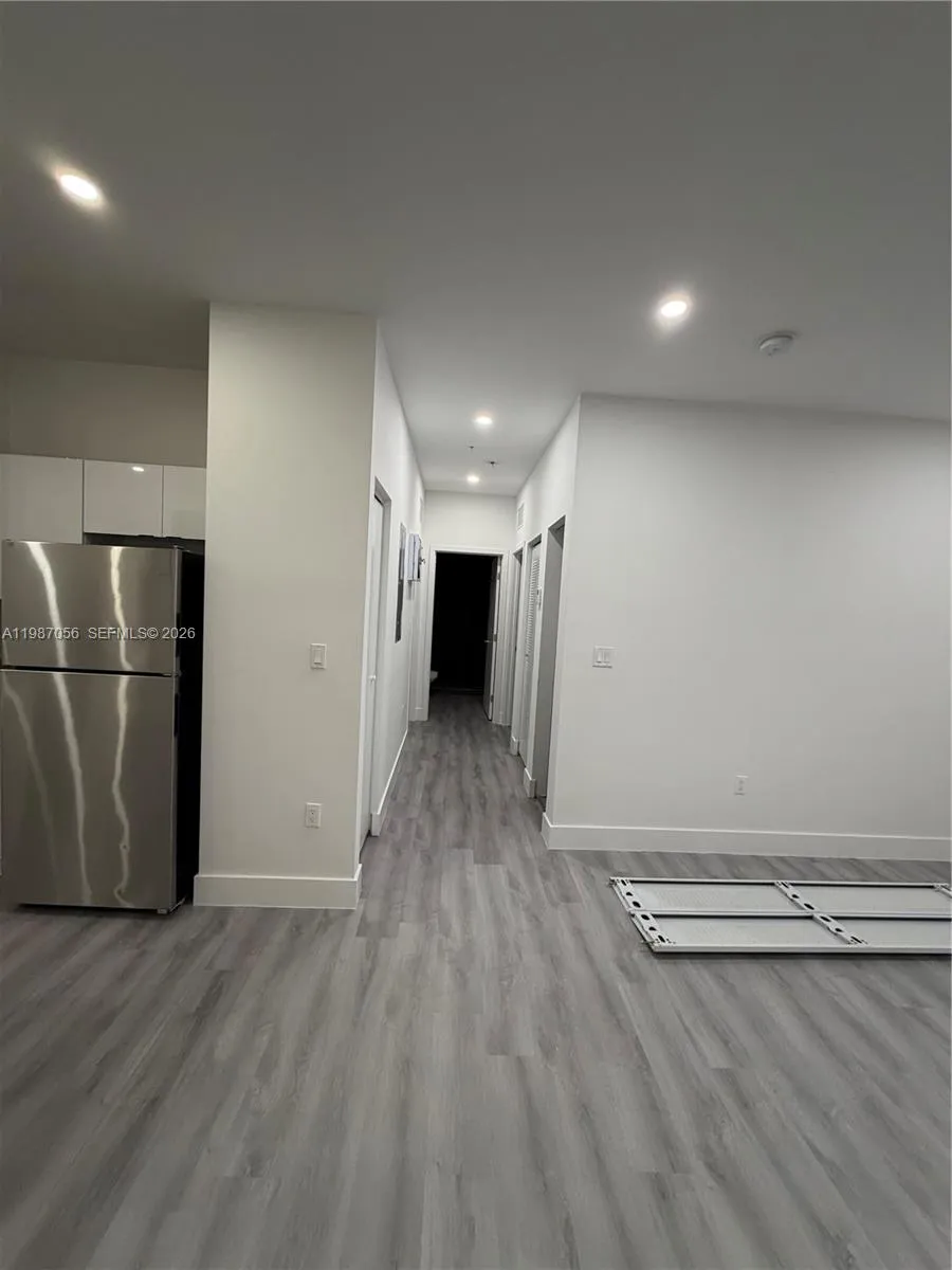 859 E 24th St 404, Hialeah, Florida 33013, Hialeah, Florida 33013, 2 Bedrooms Bedrooms, ,2 BathroomsBathrooms,Residential Lease,For Rent,859 E 24th St 404, Hialeah, Florida 33013,A11987056