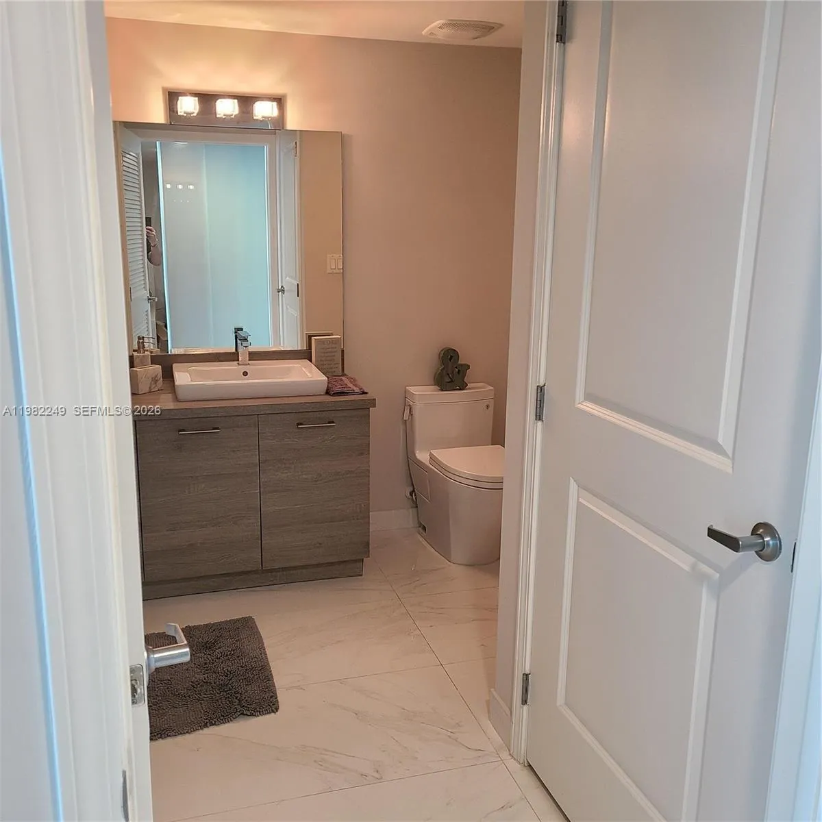 400 Sunny Isles Blvd 717, Sunny Isles Beach, Flori, Sunny Isles Beach, Florida 33160, 1 Bedroom Bedrooms, ,2 BathroomsBathrooms,Residential Lease,For Rent,400 Sunny Isles Blvd 717, Sunny Isles Beach, Flori,A11982249