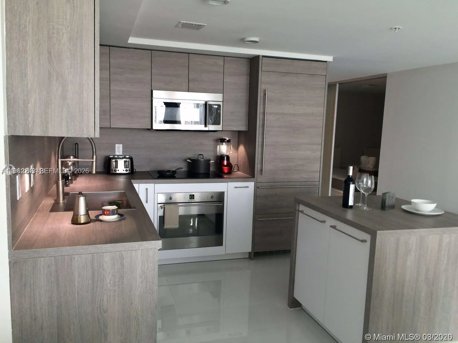 400 Sunny Isles Blvd 717, Sunny Isles Beach, Flori, Sunny Isles Beach, Florida 33160, 1 Bedroom Bedrooms, ,2 BathroomsBathrooms,Residential Lease,For Rent,400 Sunny Isles Blvd 717, Sunny Isles Beach, Flori,A11982249