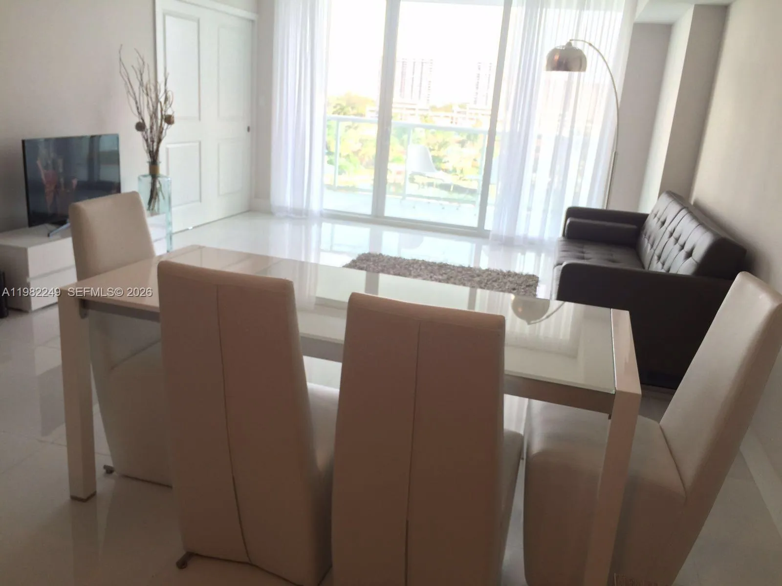400 Sunny Isles Blvd 717, Sunny Isles Beach, Flori, Sunny Isles Beach, Florida 33160, 1 Bedroom Bedrooms, ,2 BathroomsBathrooms,Residential Lease,For Rent,400 Sunny Isles Blvd 717, Sunny Isles Beach, Flori,A11982249
