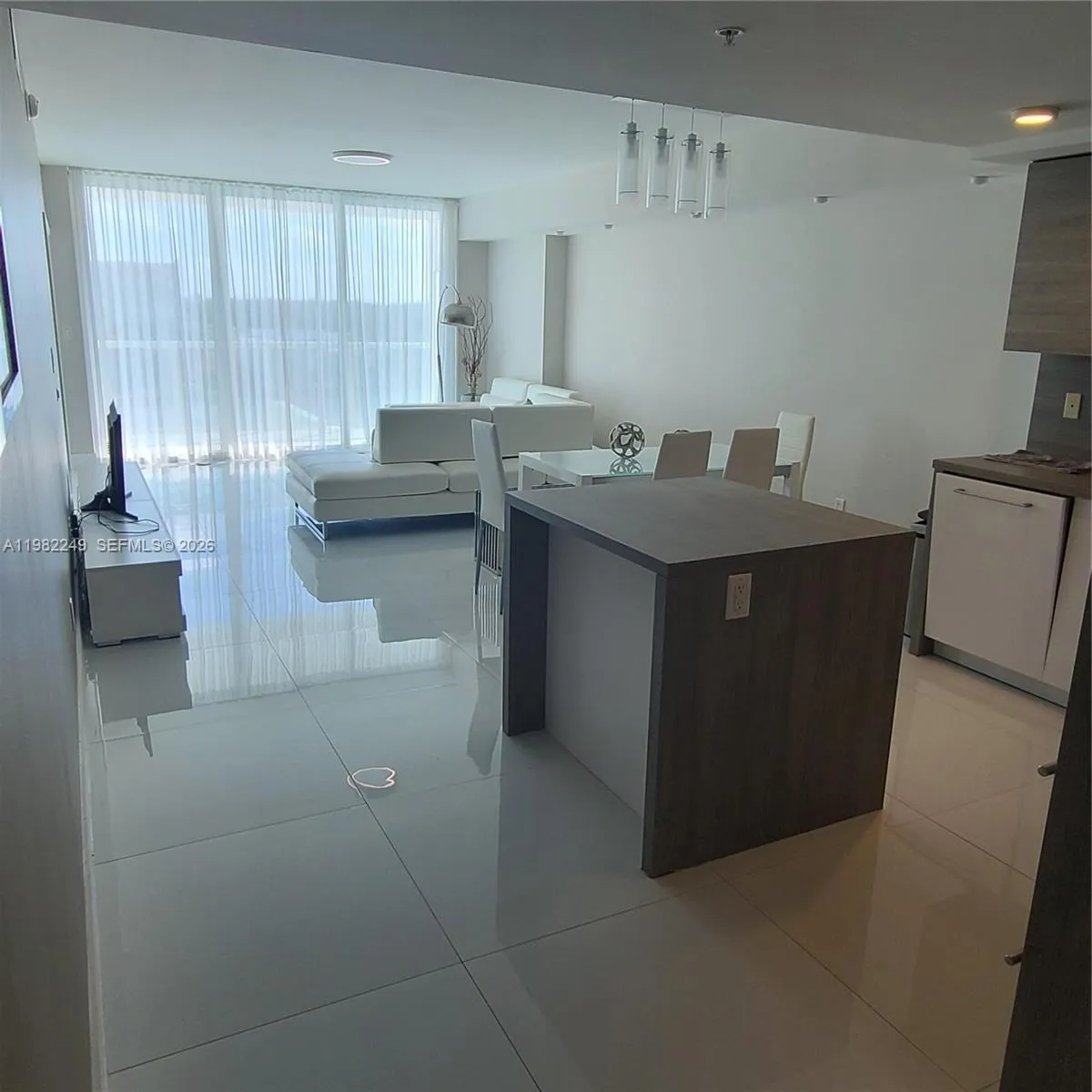 400 Sunny Isles Blvd 717, Sunny Isles Beach, Flori, Sunny Isles Beach, Florida 33160, 1 Bedroom Bedrooms, ,2 BathroomsBathrooms,Residential Lease,For Rent,400 Sunny Isles Blvd 717, Sunny Isles Beach, Flori,A11982249