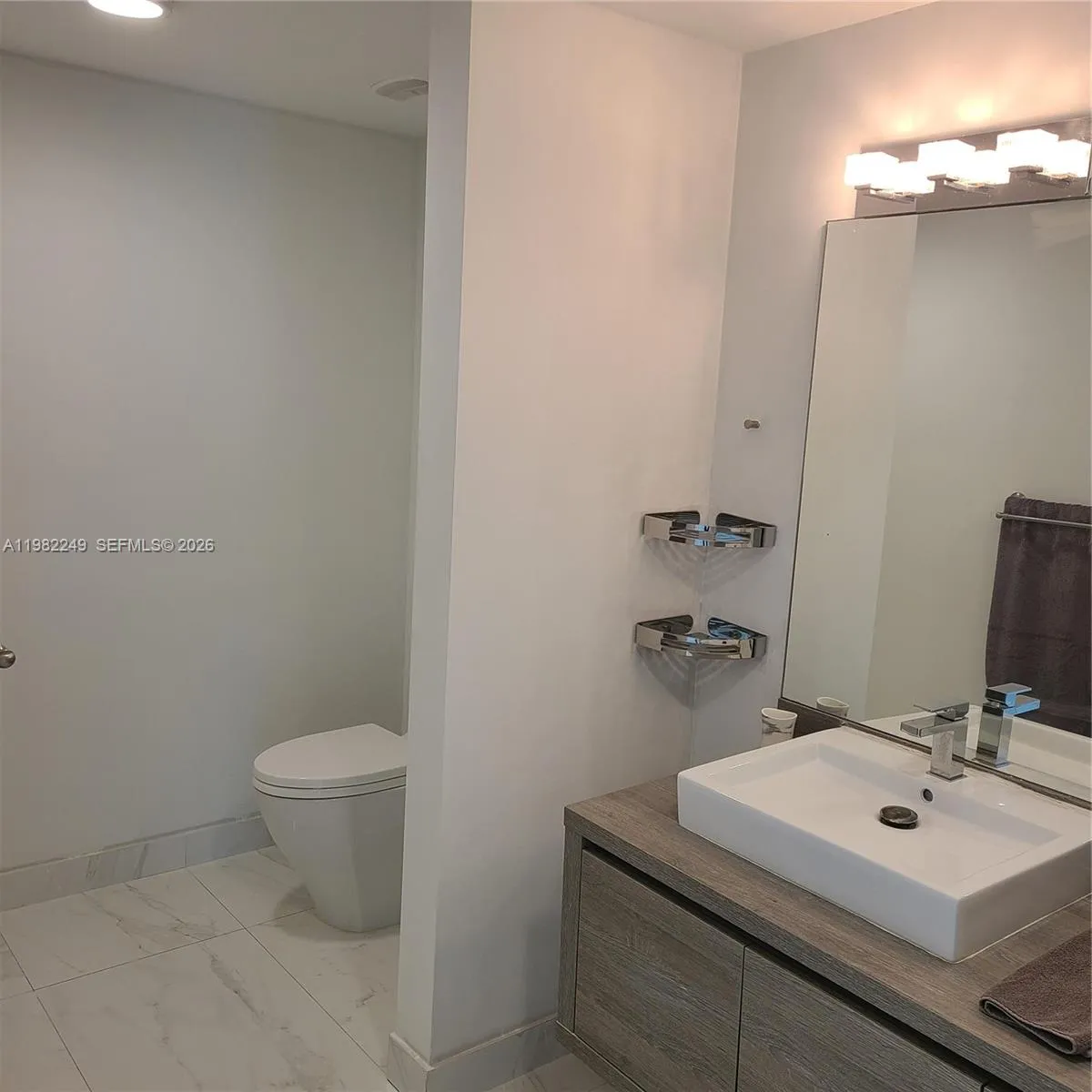 400 Sunny Isles Blvd 717, Sunny Isles Beach, Flori, Sunny Isles Beach, Florida 33160, 1 Bedroom Bedrooms, ,2 BathroomsBathrooms,Residential Lease,For Rent,400 Sunny Isles Blvd 717, Sunny Isles Beach, Flori,A11982249