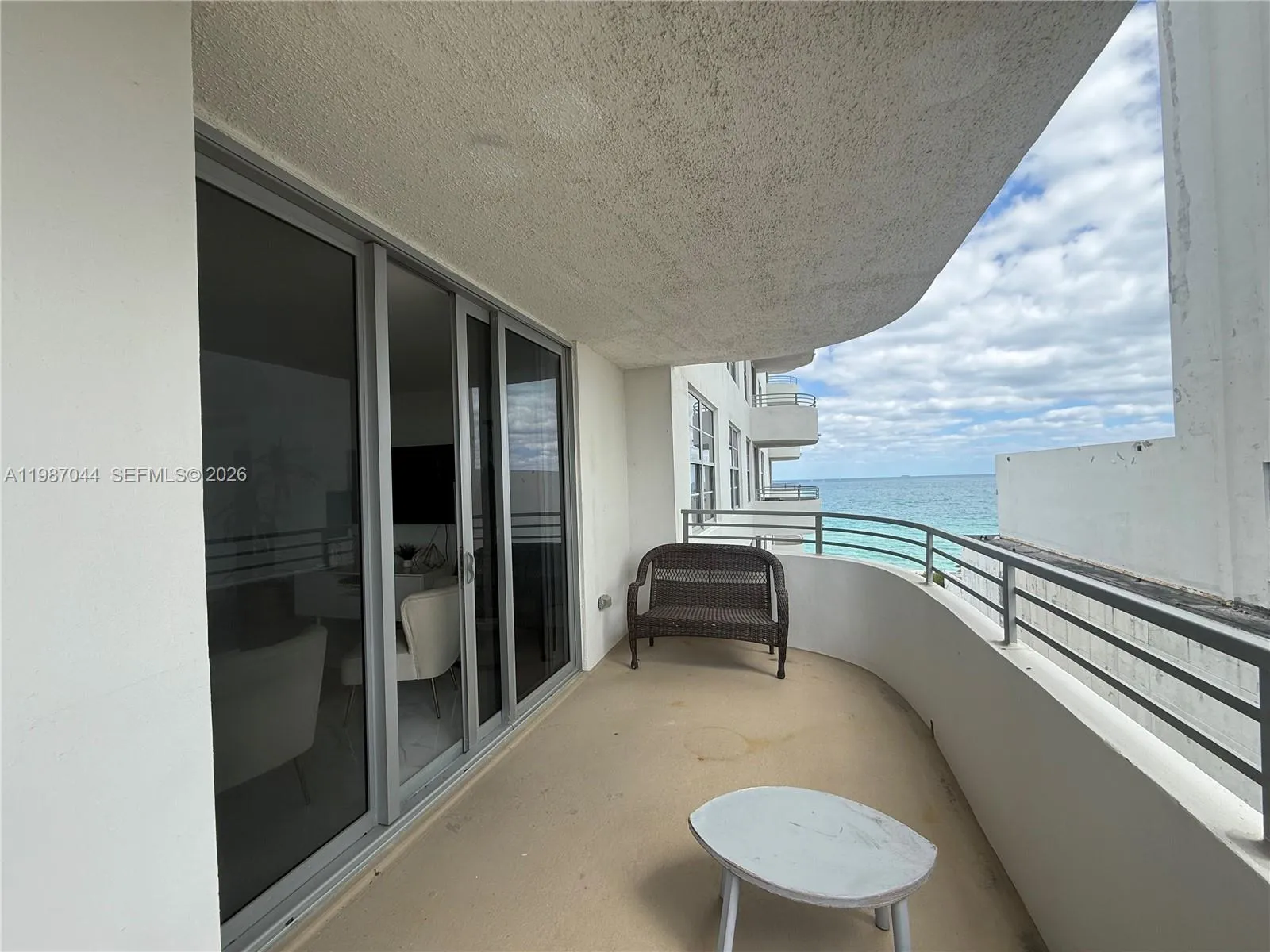 5555 Collins Ave 8r, Miami Beach, Florida 33140, Miami Beach, Florida 33140, 2 Bedrooms Bedrooms, ,2 BathroomsBathrooms,Residential Lease,For Rent,5555 Collins Ave 8r, Miami Beach, Florida 33140,A11987044