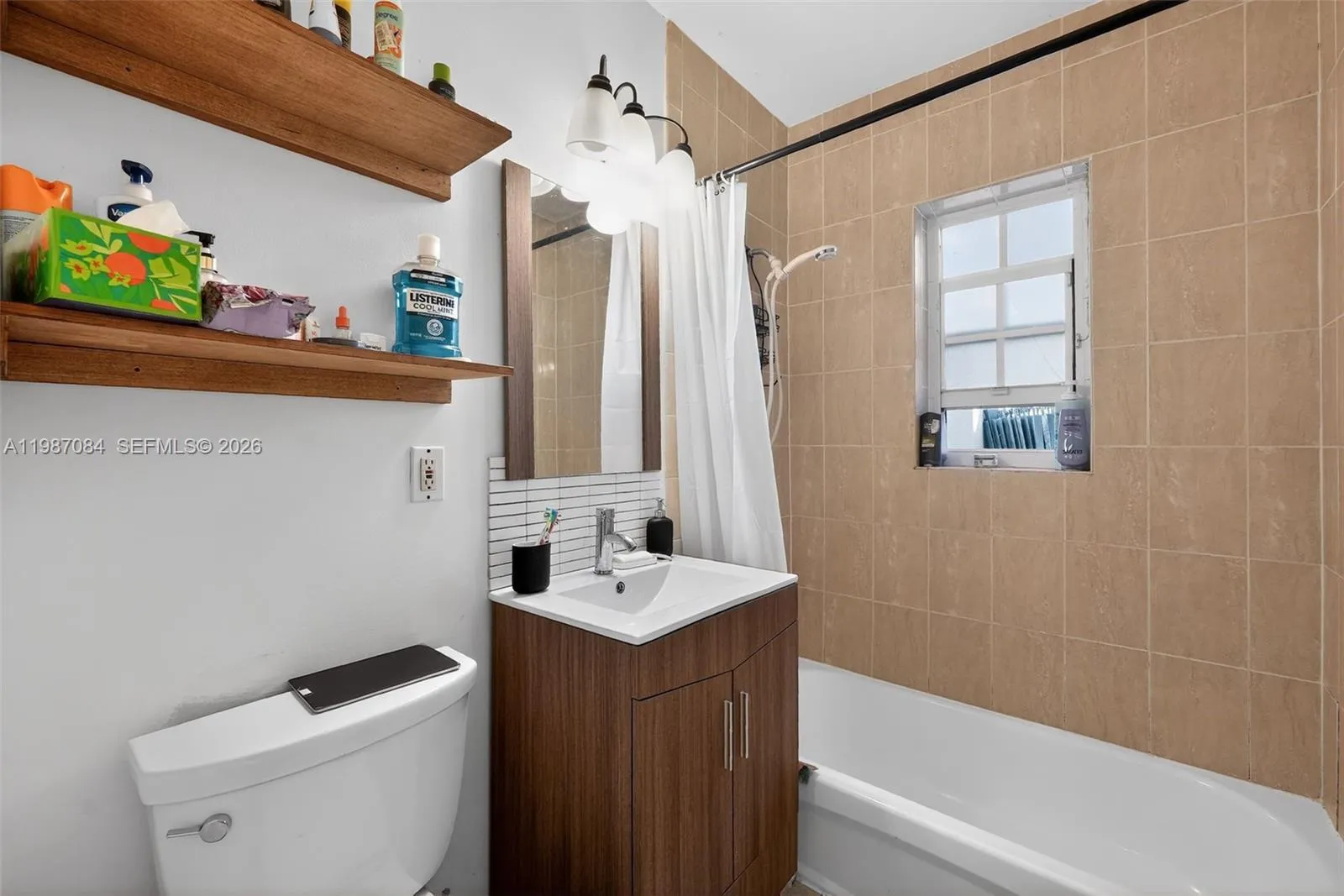 2131 Biarritz Dr, Miami Beach, Florida 33141, Miami Beach, Florida 33141, 3 Bedrooms Bedrooms, ,2 BathroomsBathrooms,Residential,For Sale,2131 Biarritz Dr, Miami Beach, Florida 33141,A11987084