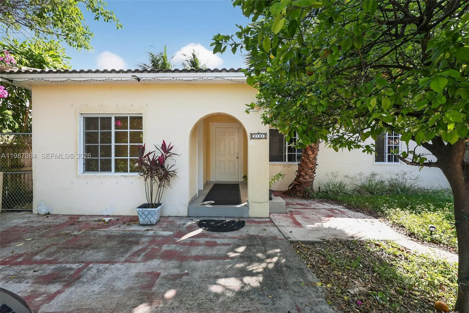 2131 Biarritz Dr, Miami Beach, Florida 33141, Miami Beach, Florida 33141, 3 Bedrooms Bedrooms, ,2 BathroomsBathrooms,Residential,For Sale,2131 Biarritz Dr, Miami Beach, Florida 33141,A11987084