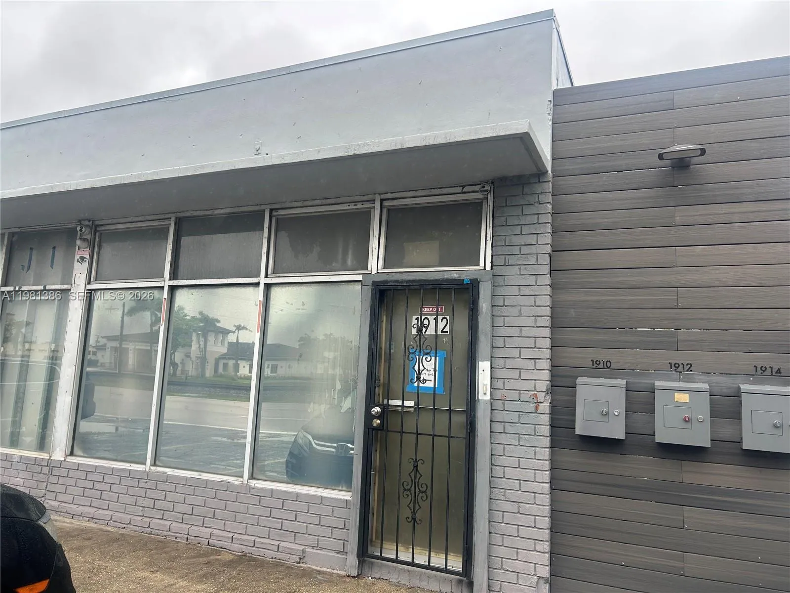 1912 N Dixie Hwy, Hollywood, Florida 33020, Hollywood, Florida 33020, ,Commercial Lease,For Rent,1912 N Dixie Hwy, Hollywood, Florida 33020,A11981386