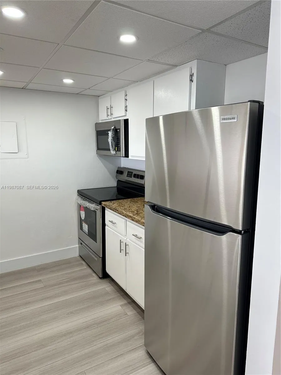 7601 E Treasure Dr 1406, North Bay Village, Florid, North Bay Village, Florida 33141, 2 Bedrooms Bedrooms, ,2 BathroomsBathrooms,Residential Lease,For Rent,7601 E Treasure Dr 1406, North Bay Village, Florid,A11987087