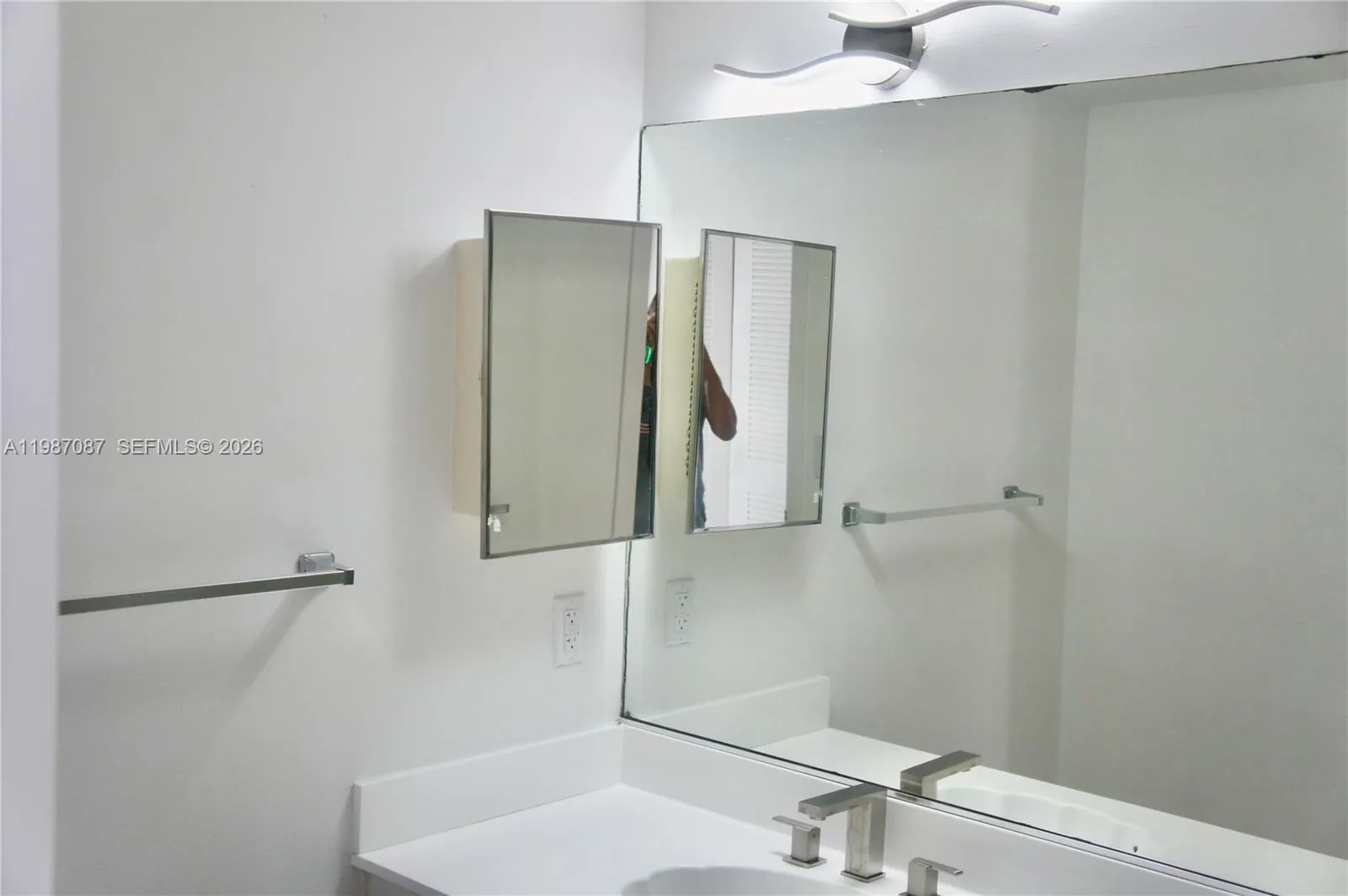 7601 E Treasure Dr 1406, North Bay Village, Florid, North Bay Village, Florida 33141, 2 Bedrooms Bedrooms, ,2 BathroomsBathrooms,Residential Lease,For Rent,7601 E Treasure Dr 1406, North Bay Village, Florid,A11987087