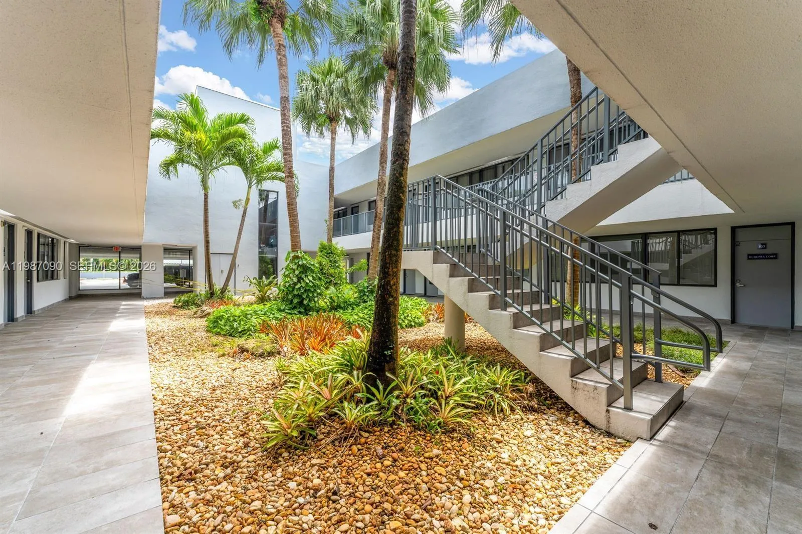 8390 W Flagler St 106, Miami, Florida 33144, Miami, Florida 33144, ,Commercial Lease,For Rent,8390 W Flagler St 106, Miami, Florida 33144,A11987090