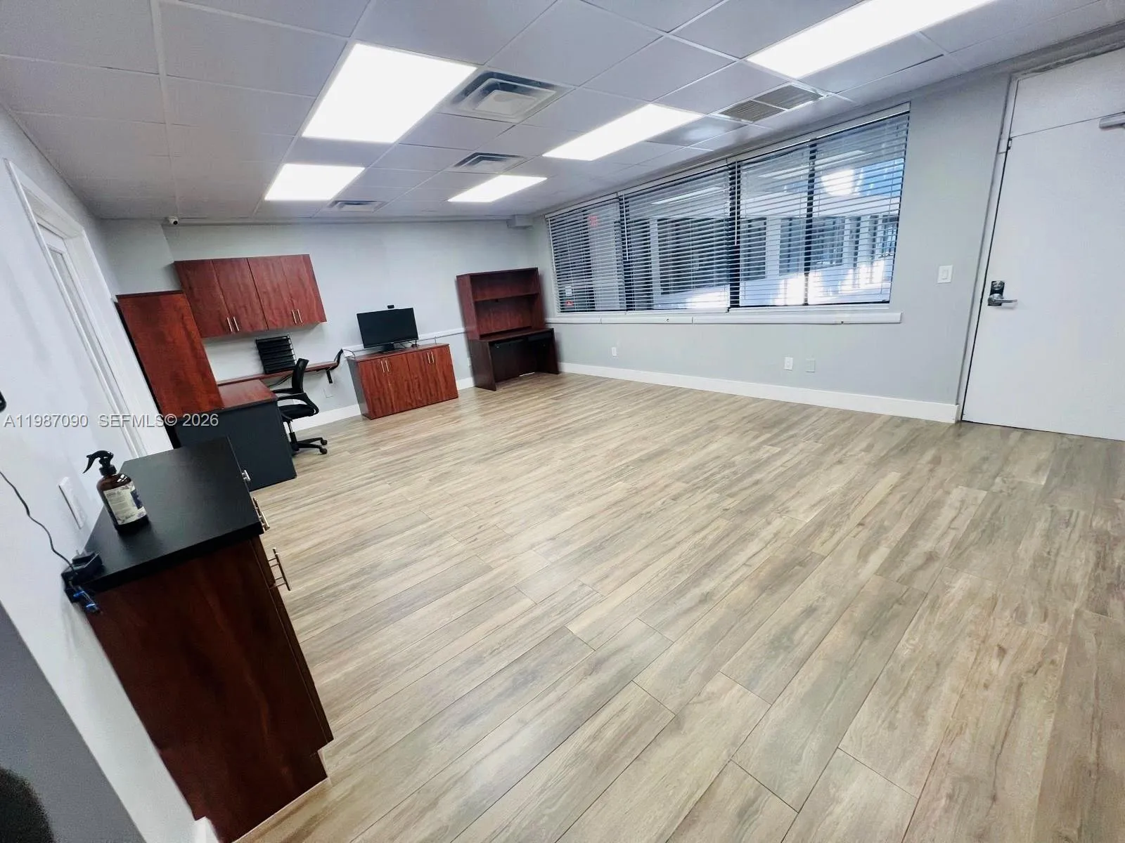 8390 W Flagler St 106, Miami, Florida 33144, Miami, Florida 33144, ,Commercial Lease,For Rent,8390 W Flagler St 106, Miami, Florida 33144,A11987090