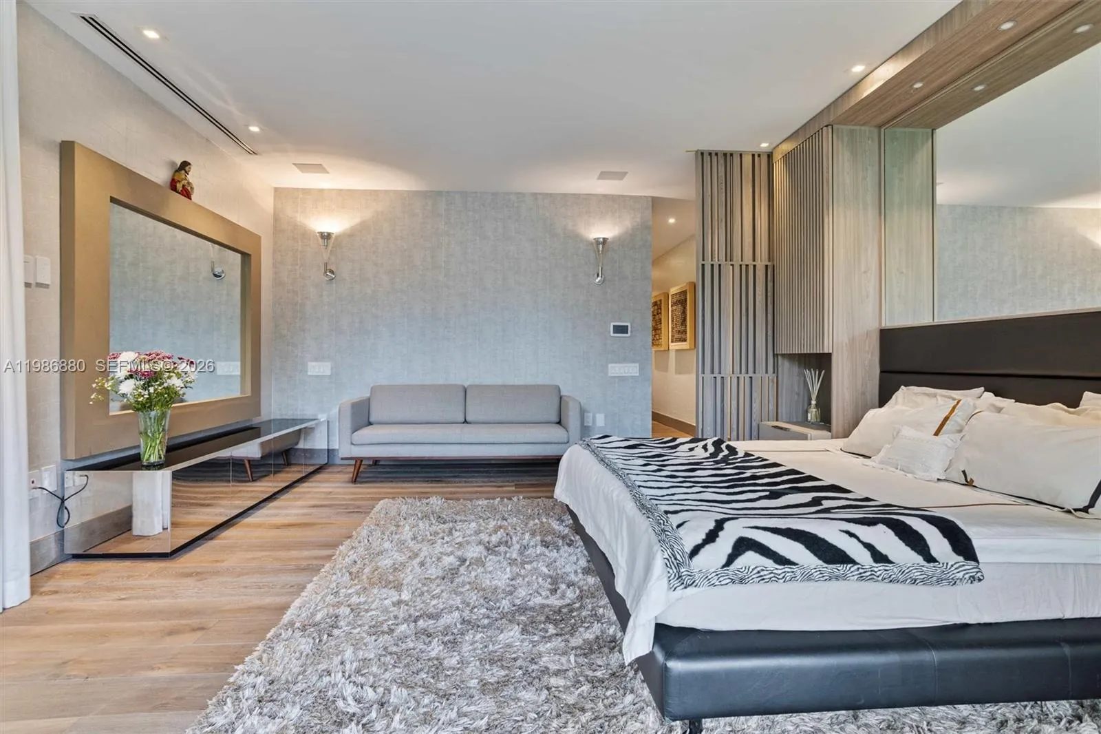 610 Harbor Cir, Key Biscayne, Florida 33149, Key Biscayne, Florida 33149, 6 Bedrooms Bedrooms, ,6 BathroomsBathrooms,Residential,For Sale,610 Harbor Cir, Key Biscayne, Florida 33149,A11986880