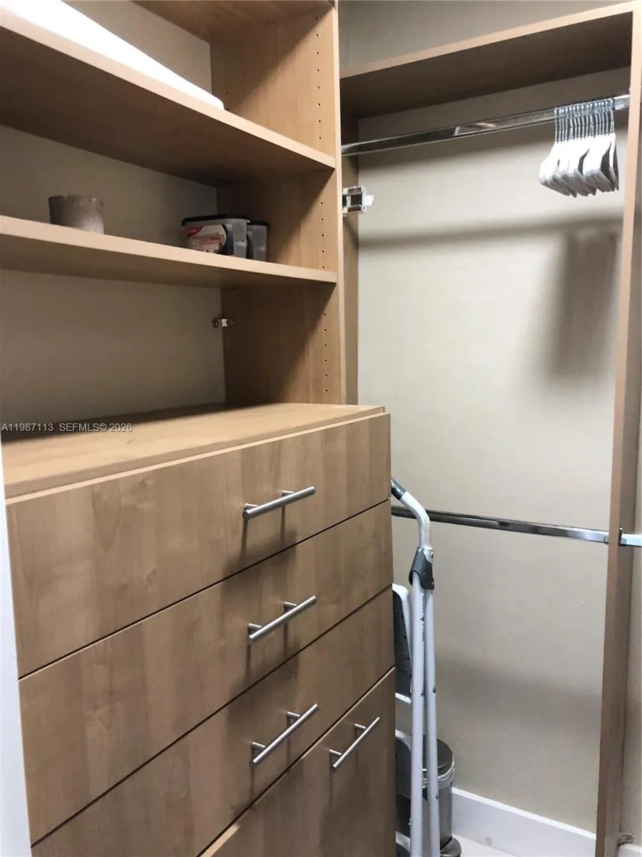 1000 West Ave 1110, Miami Beach, Florida 33139, Miami Beach, Florida 33139, 1 Bedroom Bedrooms, ,1 BathroomBathrooms,Residential Lease,For Rent,1000 West Ave 1110, Miami Beach, Florida 33139,A11987113